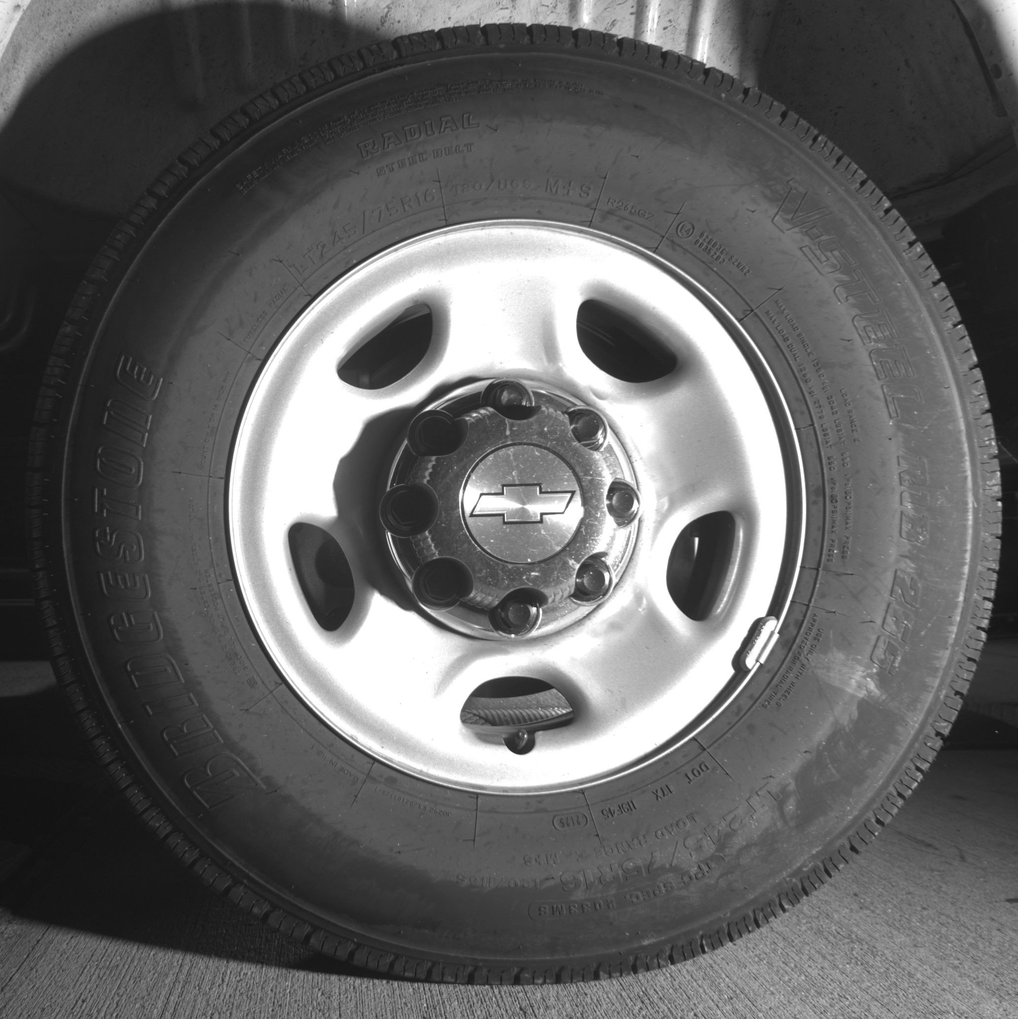 Thumbnail: 2025 Chevrolet Express - 14