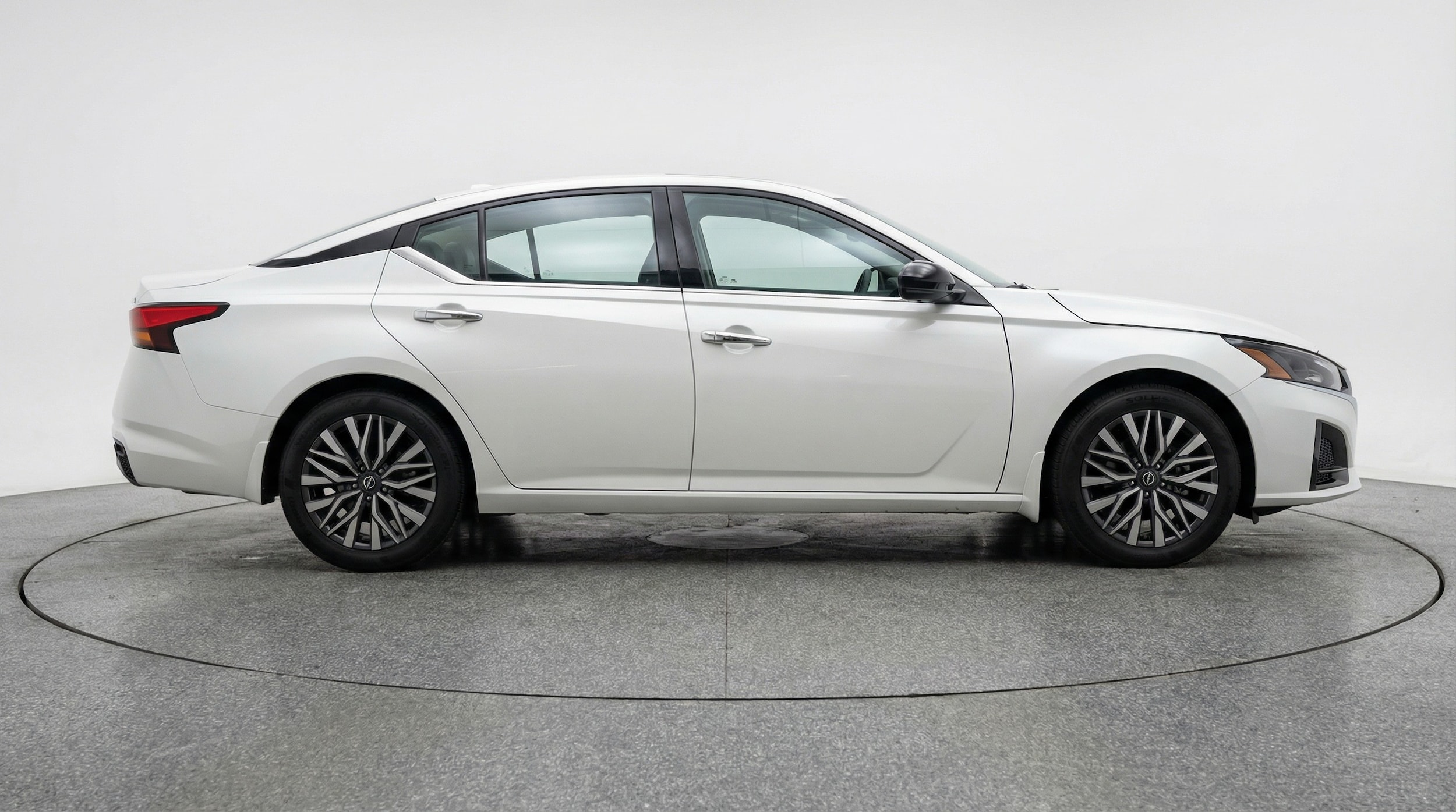 Thumbnail: 2025 Nissan Altima - 8