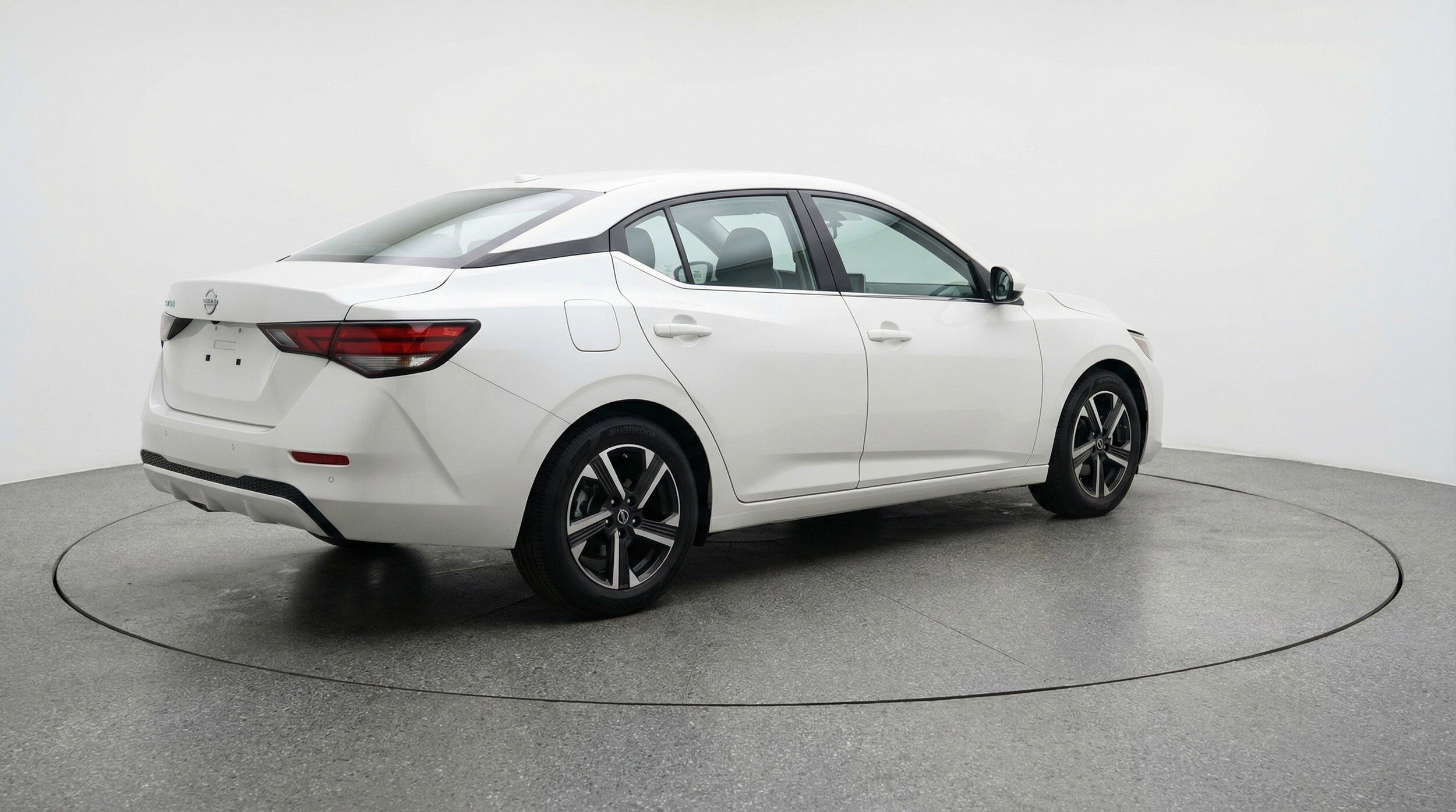 Thumbnail: 2025 Nissan Sentra - 9