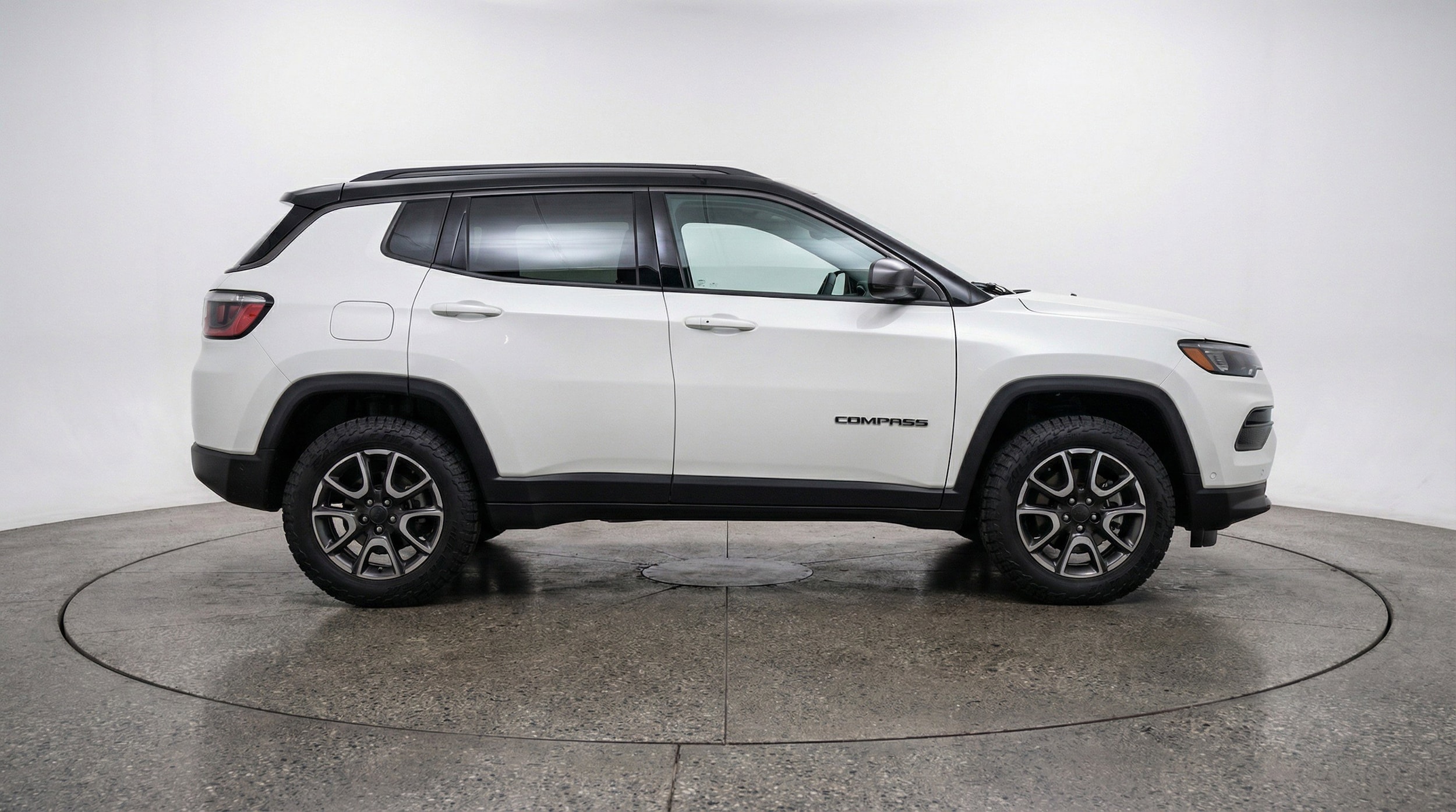 Thumbnail: 2025 Jeep Compass - 11