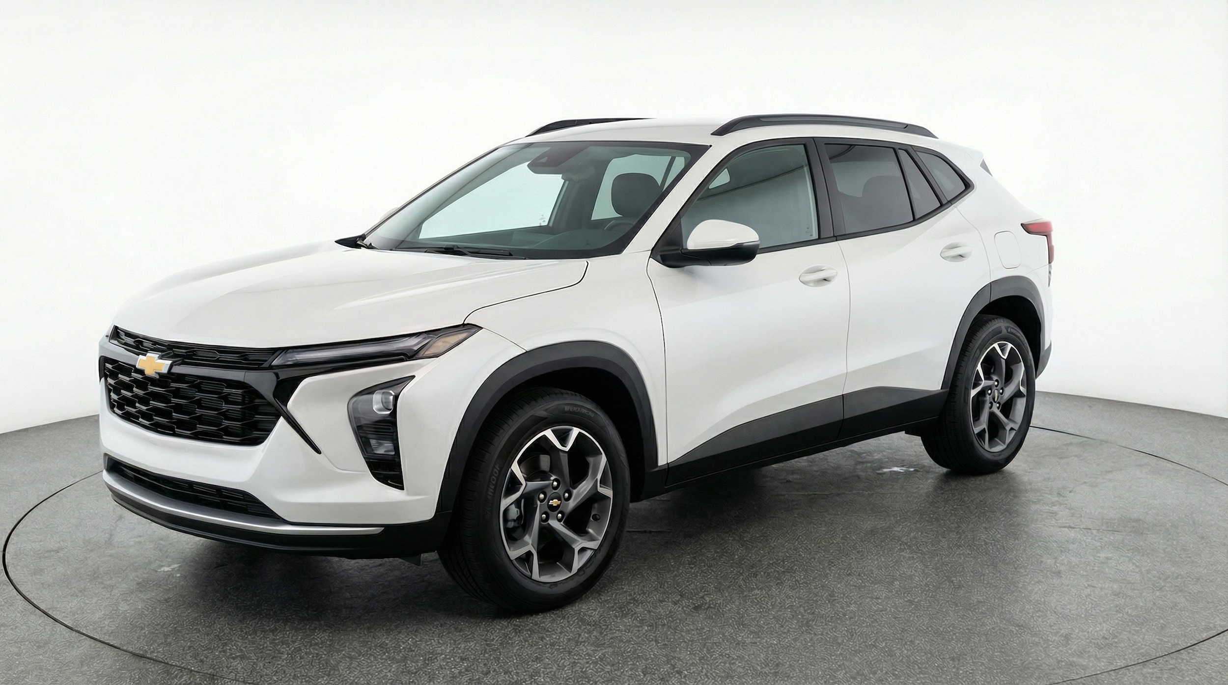 Thumbnail: 2025 Chevrolet Trax - 3