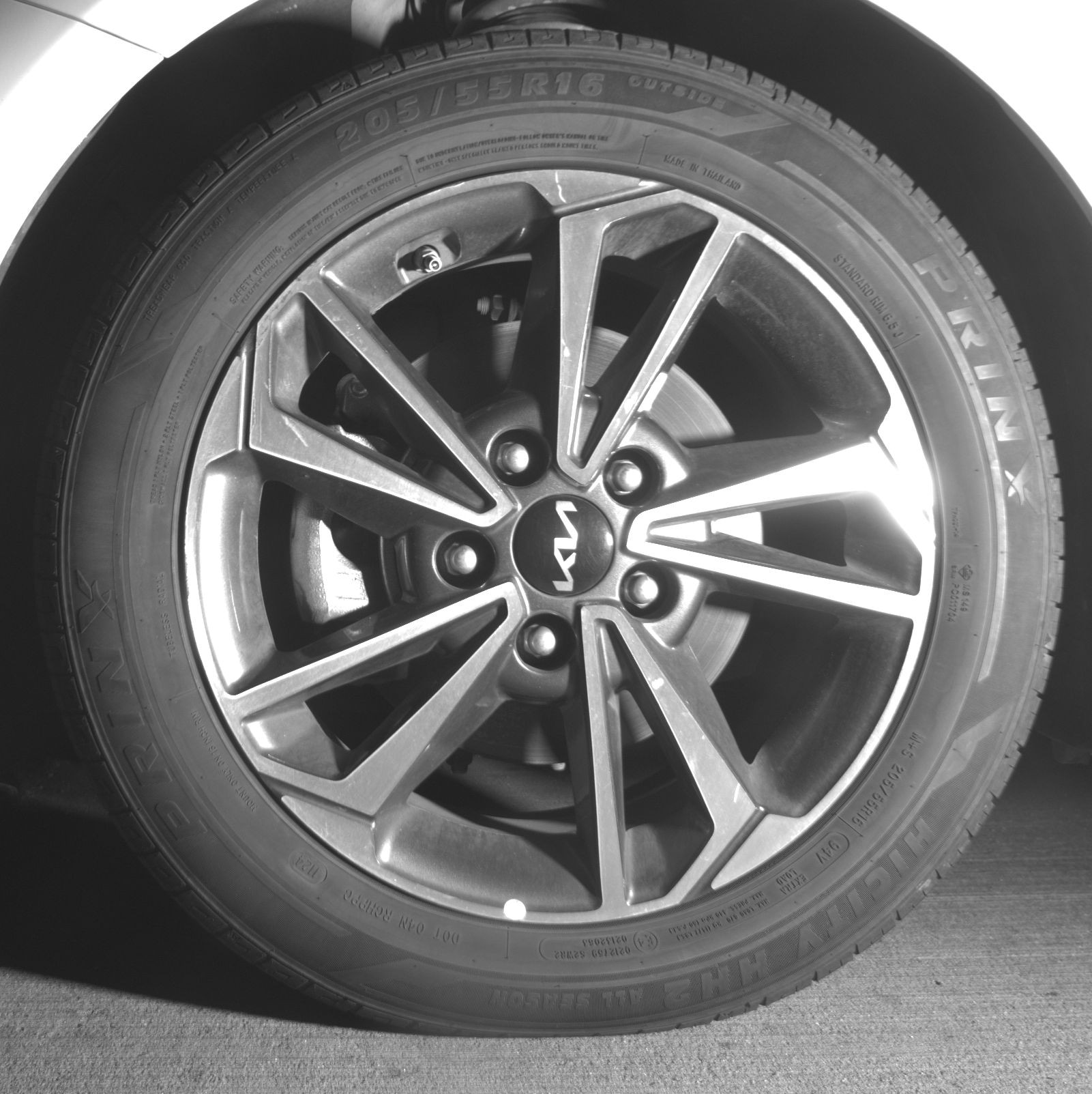 Thumbnail: 2024 Kia Forte - 9