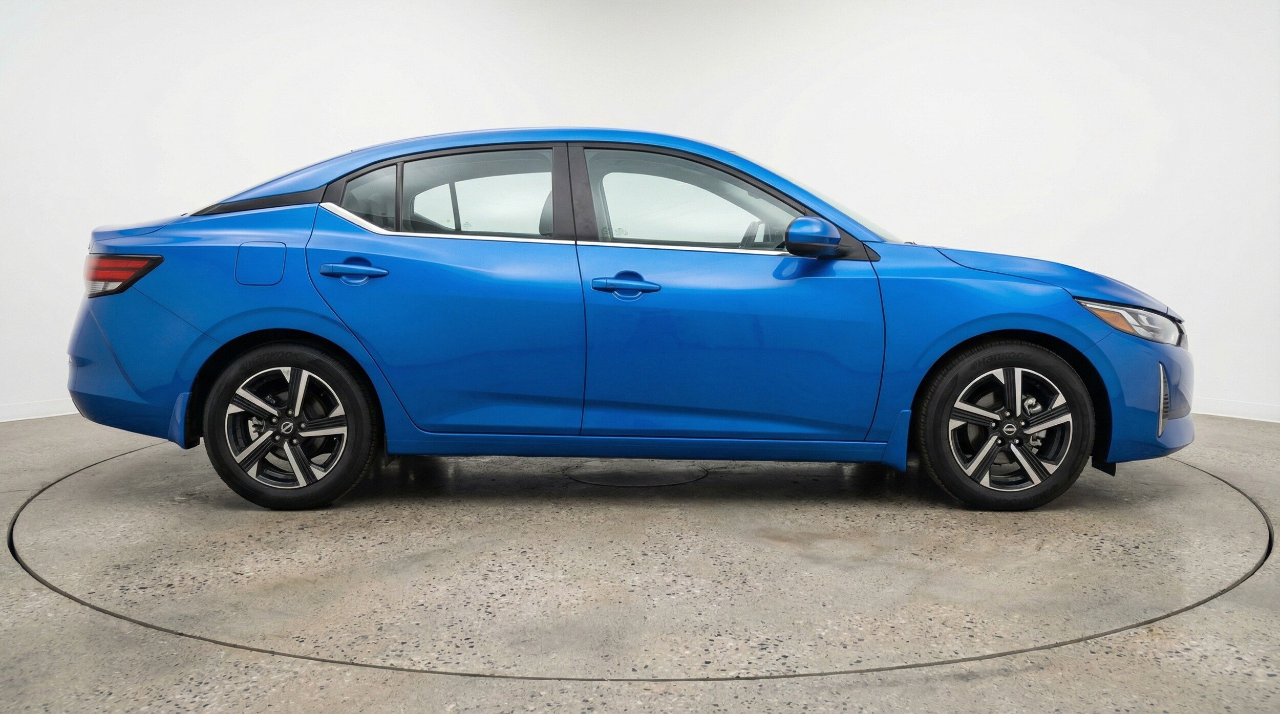 Thumbnail: 2025 Nissan Sentra - 11