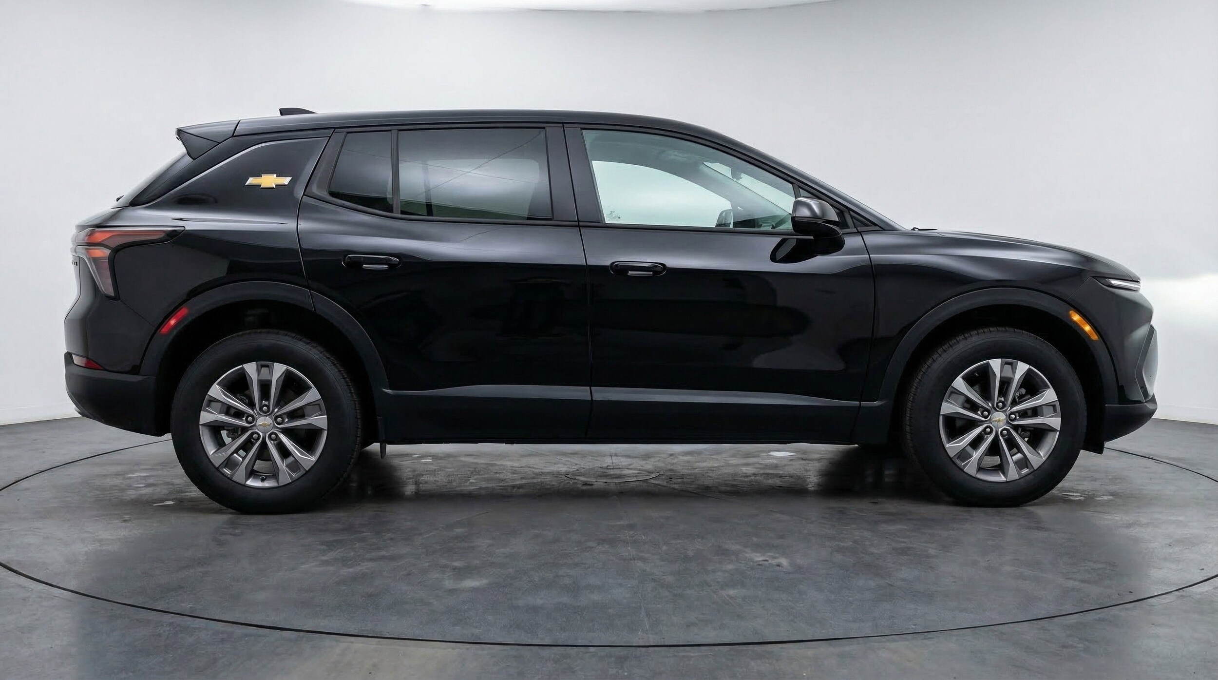 Thumbnail: 2025 Chevrolet Equinox - 11