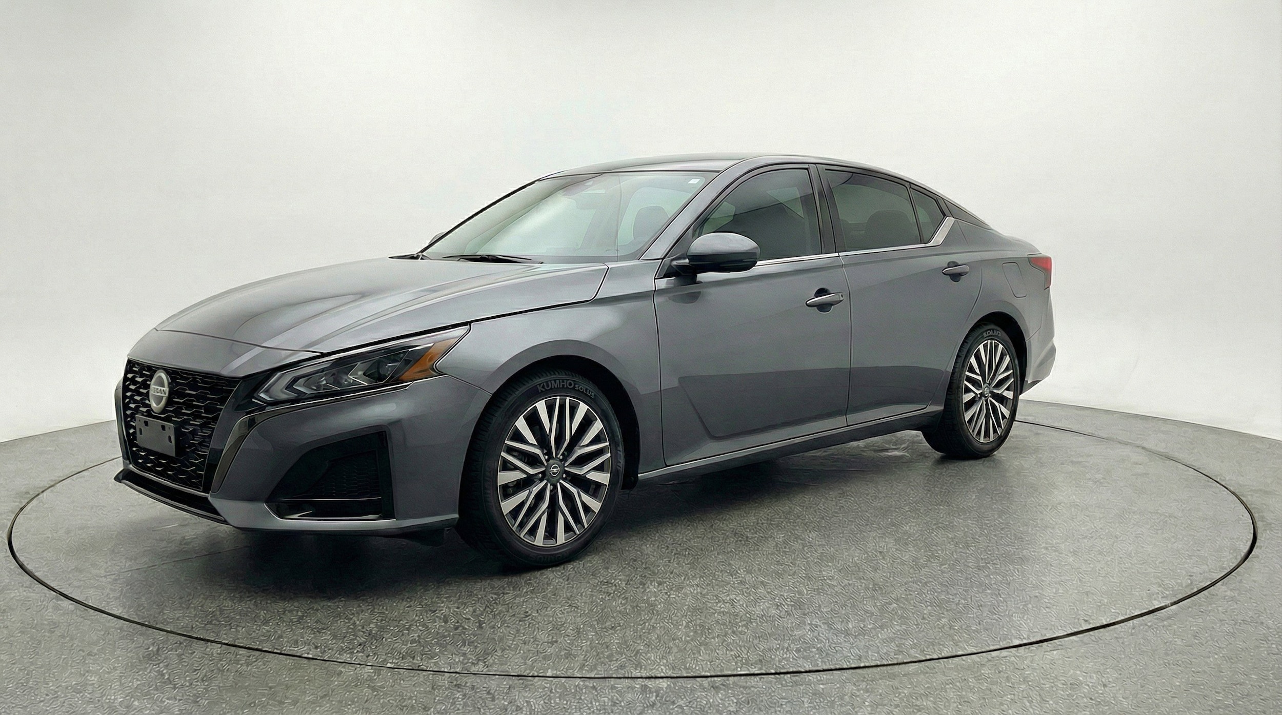 Thumbnail: 2025 Nissan Altima - 3