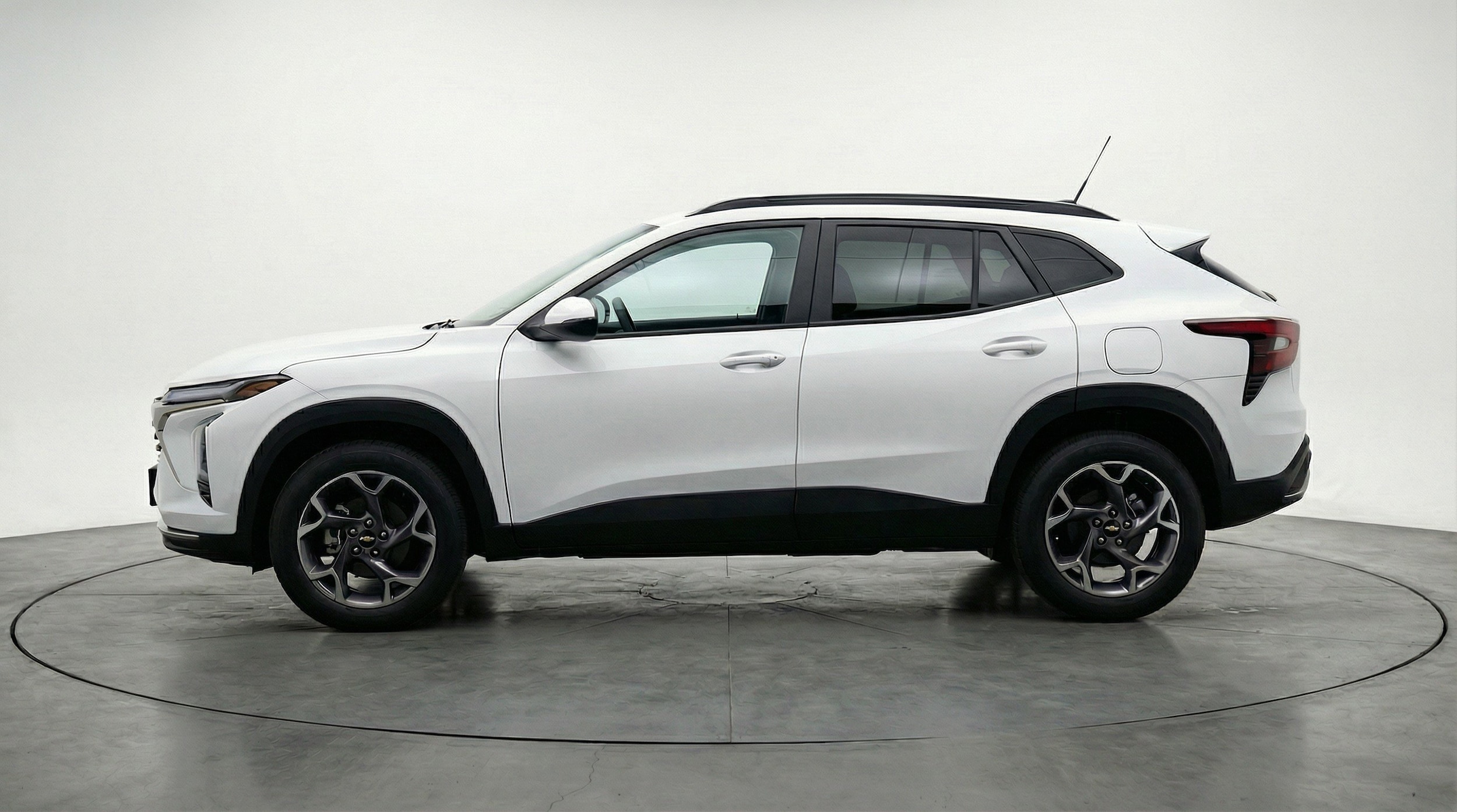 Thumbnail: 2025 Chevrolet Trax - 5