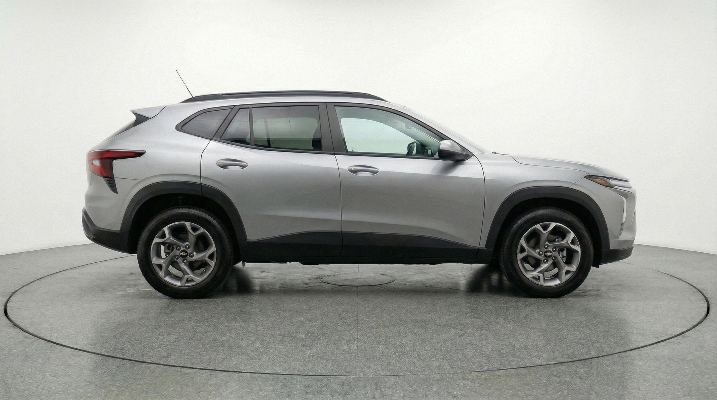 Thumbnail: 2025 Chevrolet Trax - 11