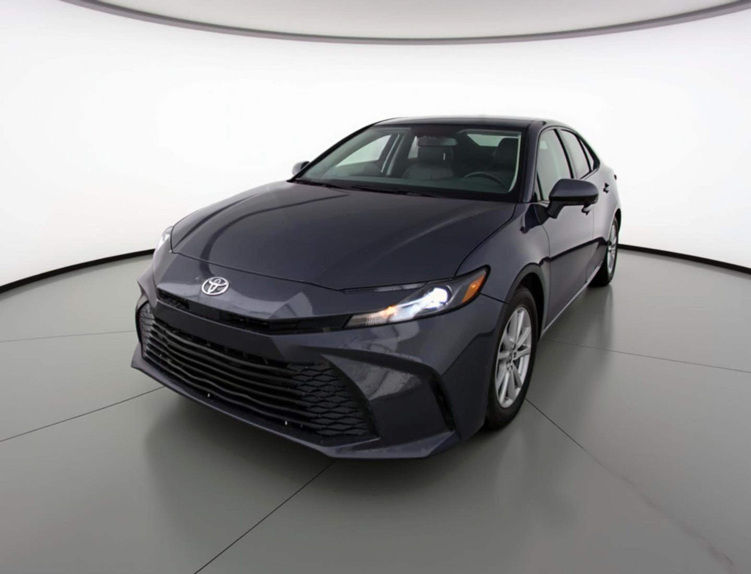 Thumbnail: 2025 Toyota Camry - 3