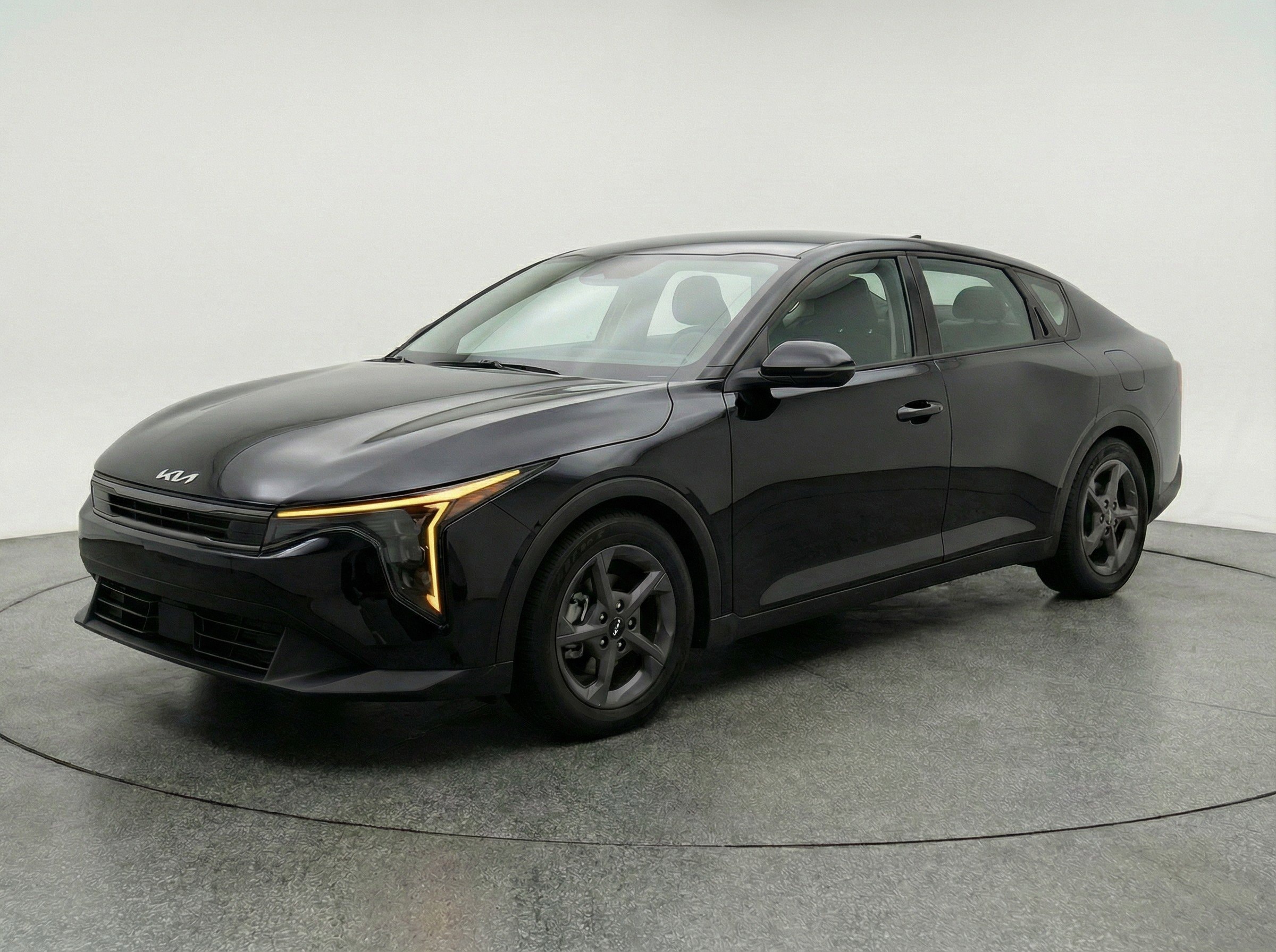 Thumbnail: 2025 Kia K4 - 3