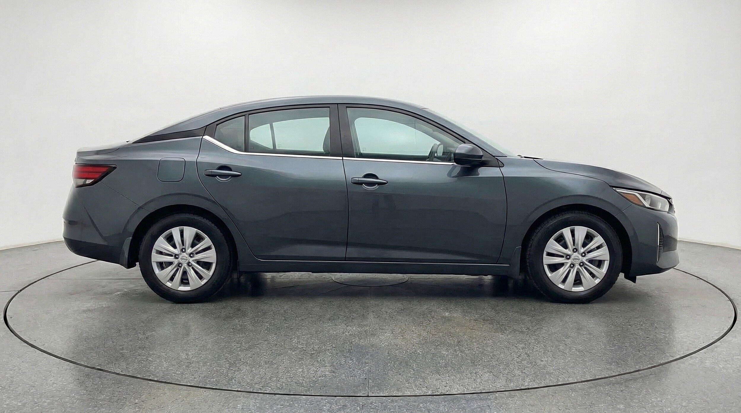 Thumbnail: 2025 Nissan Sentra - 11