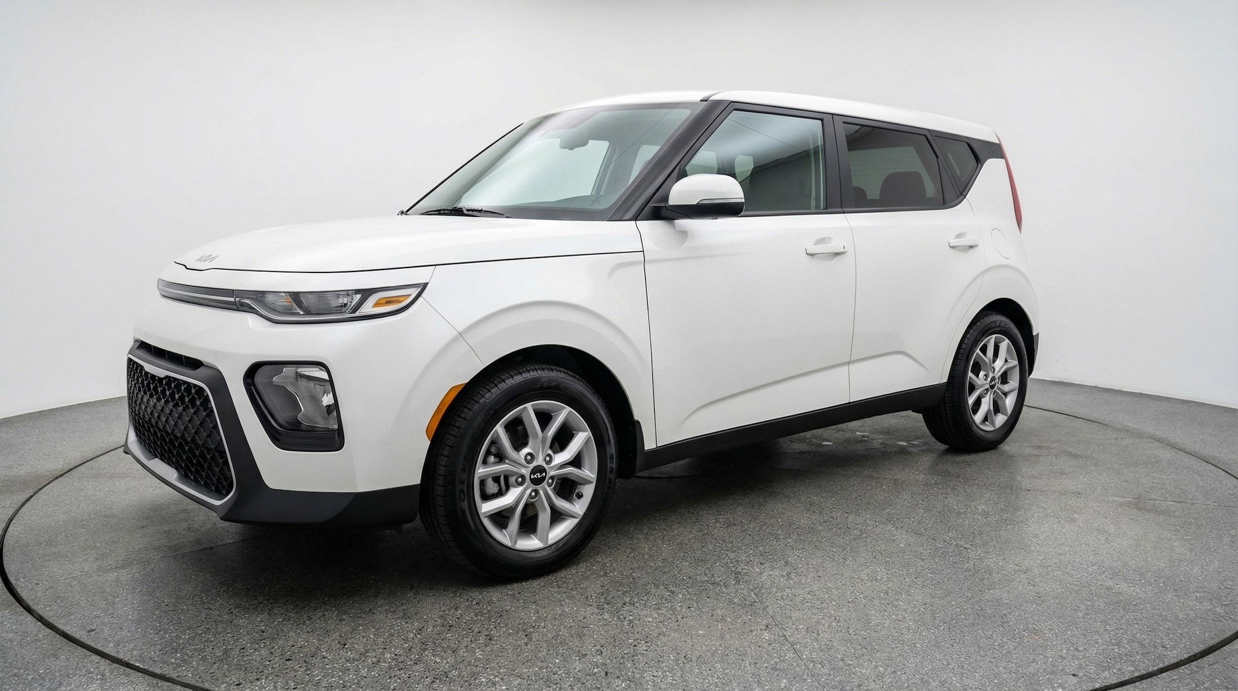 Thumbnail: 2025 Kia Soul - 3