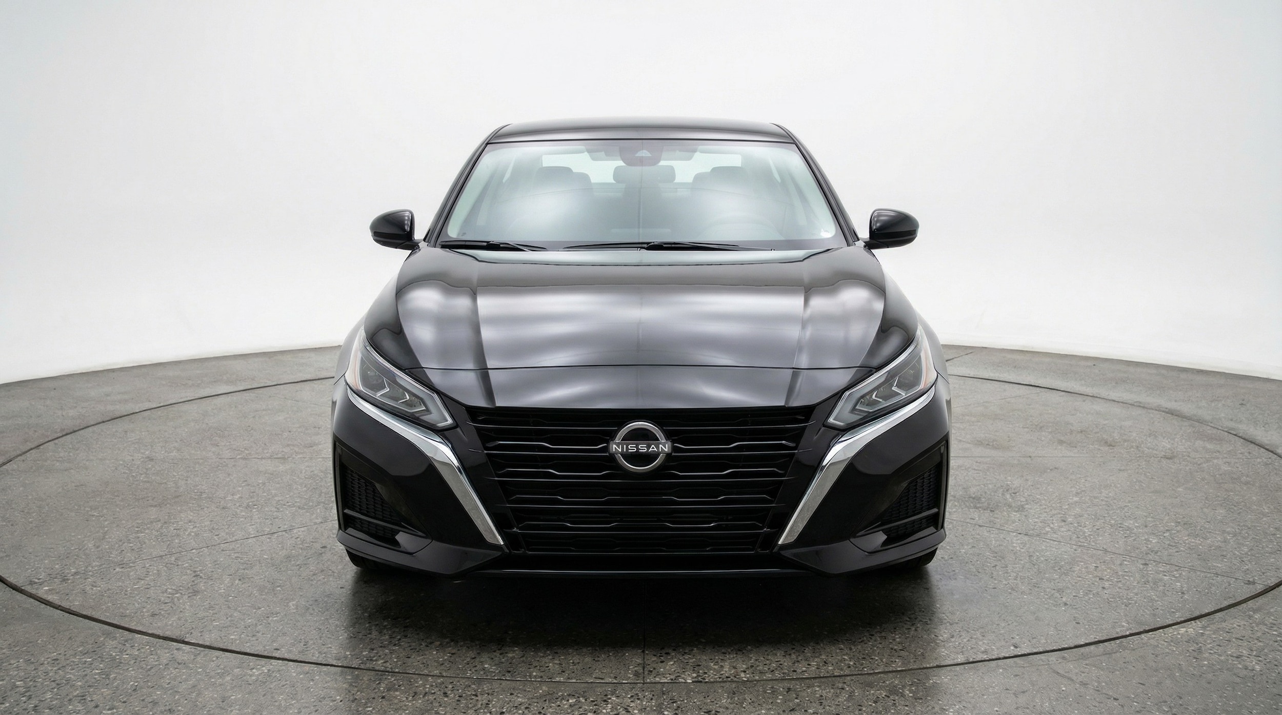 Thumbnail: 2025 Nissan Altima - 2