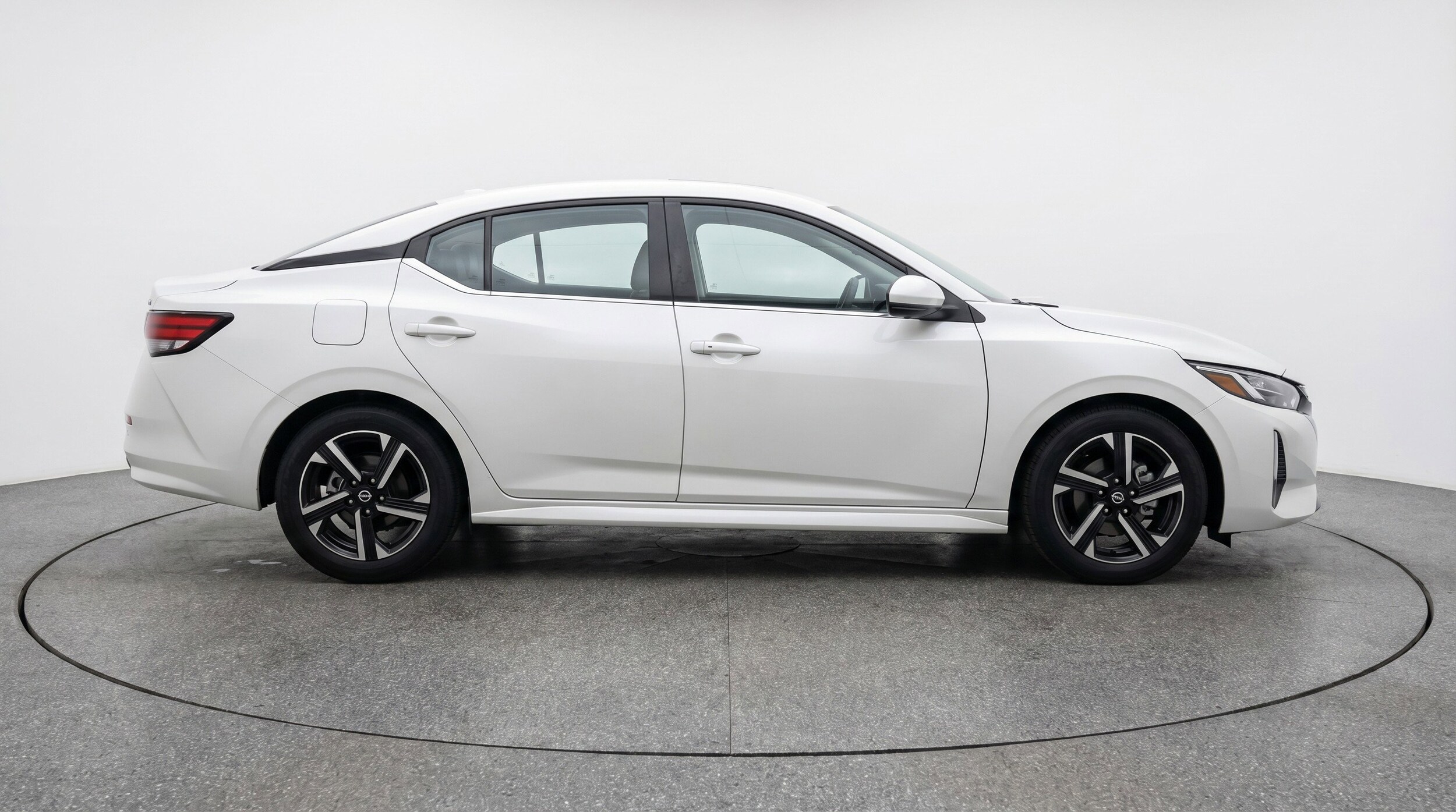 Thumbnail: 2025 Nissan Sentra - 11