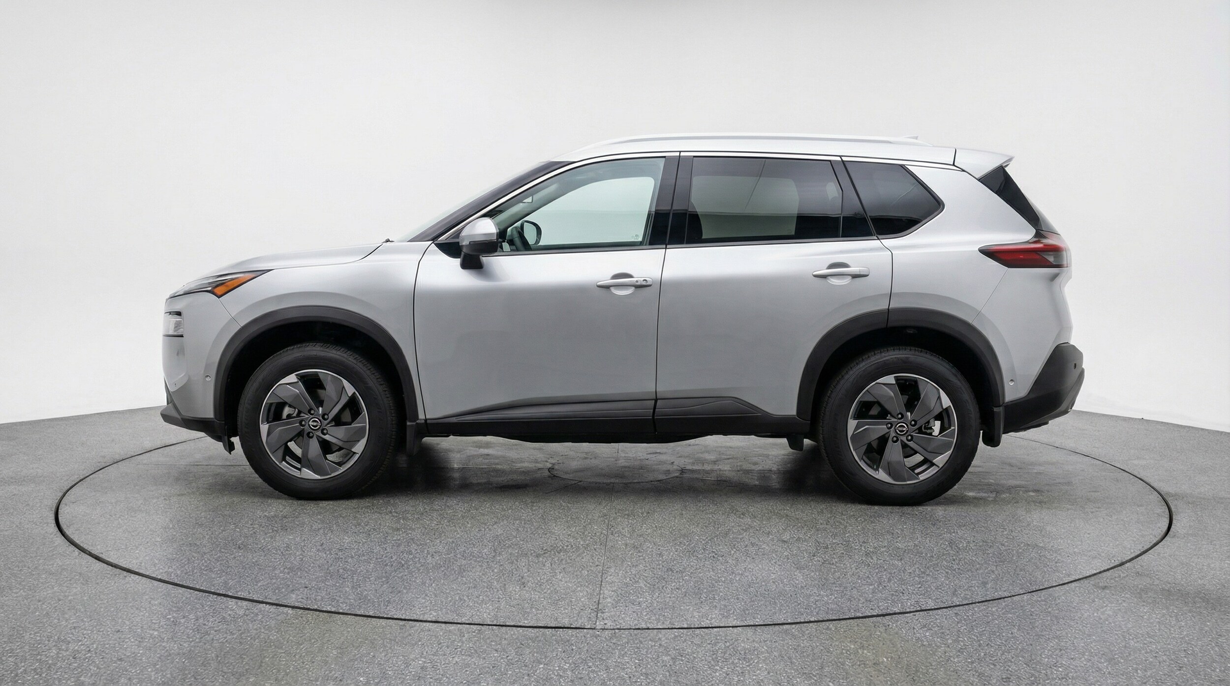 Thumbnail: 2025 Nissan Rogue - 4