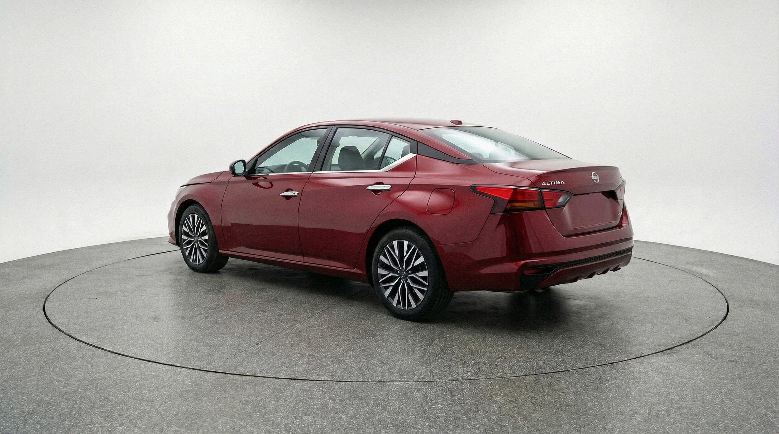 Thumbnail: 2025 Nissan Altima - 6