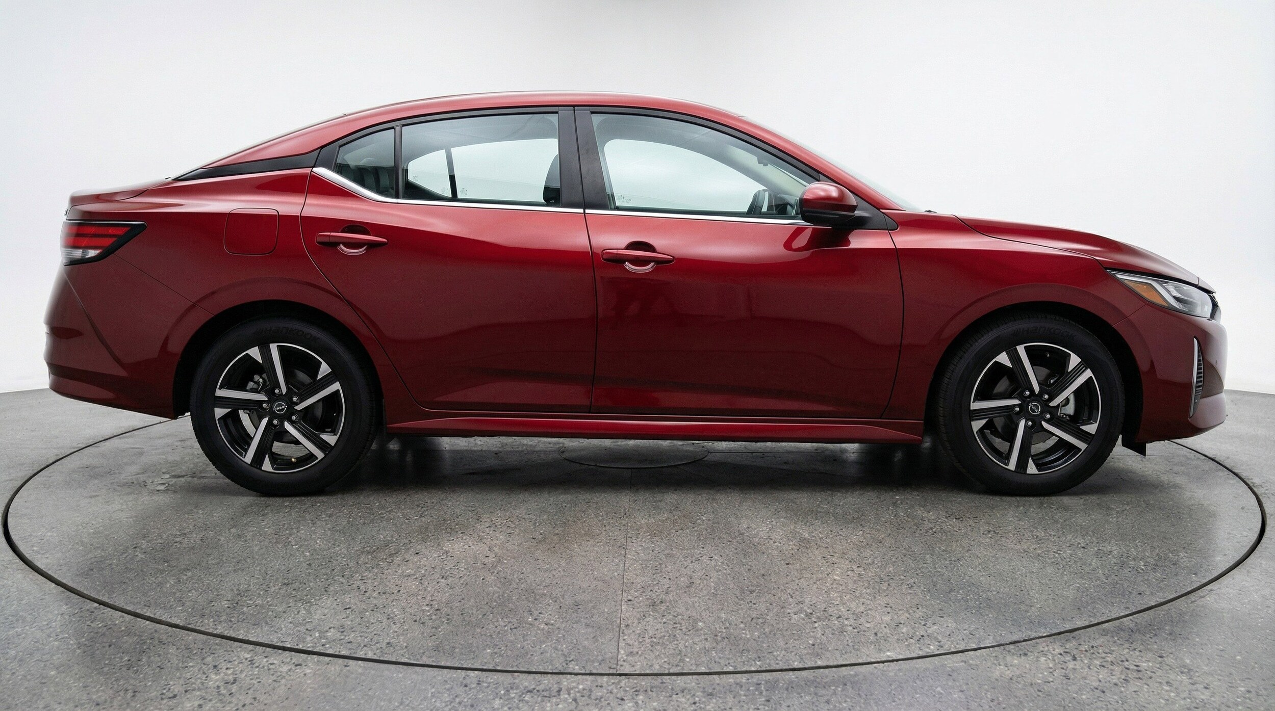 Thumbnail: 2025 Nissan Sentra - 11