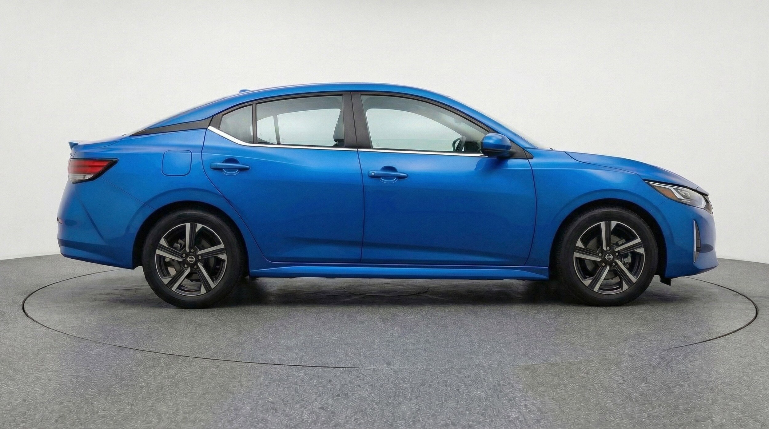 Thumbnail: 2025 Nissan Sentra - 11