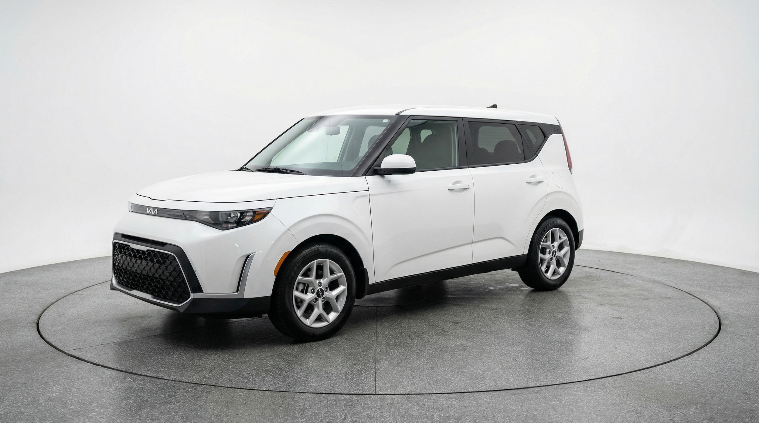 Thumbnail: 2025 Kia Soul - 3