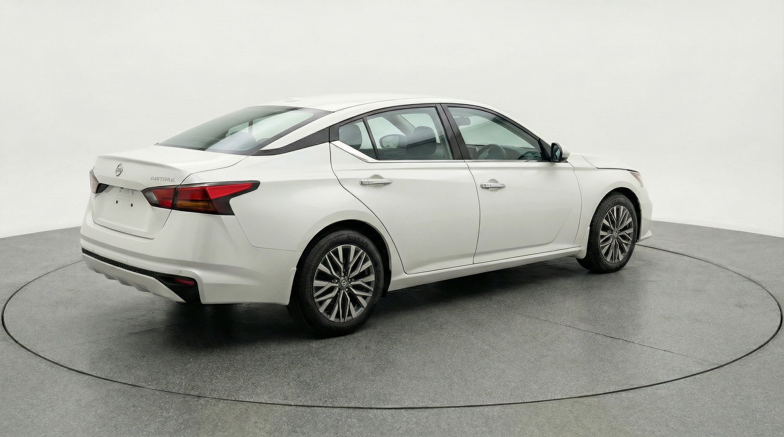 Thumbnail: 2025 Nissan Altima - 7