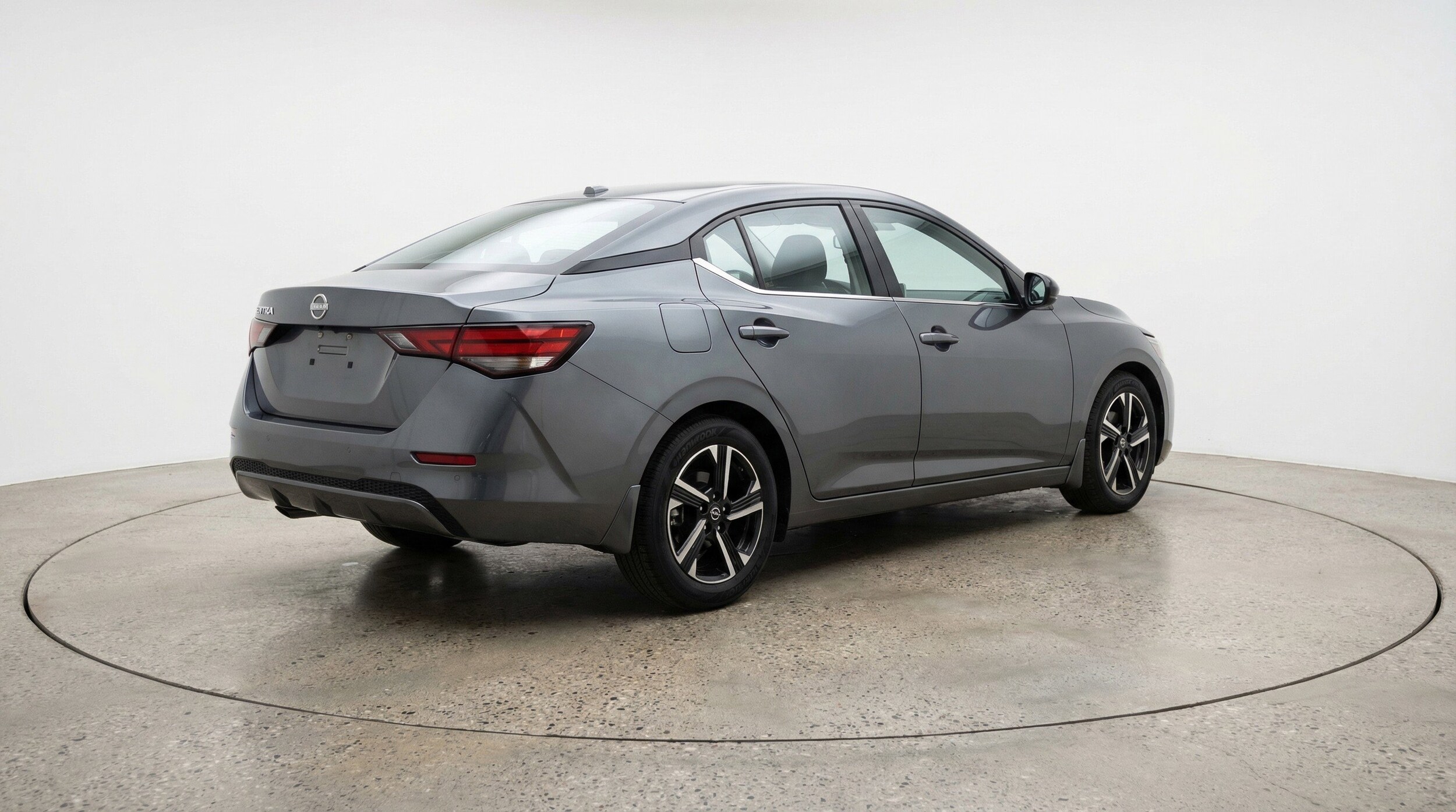 Thumbnail: 2025 Nissan Sentra - 9