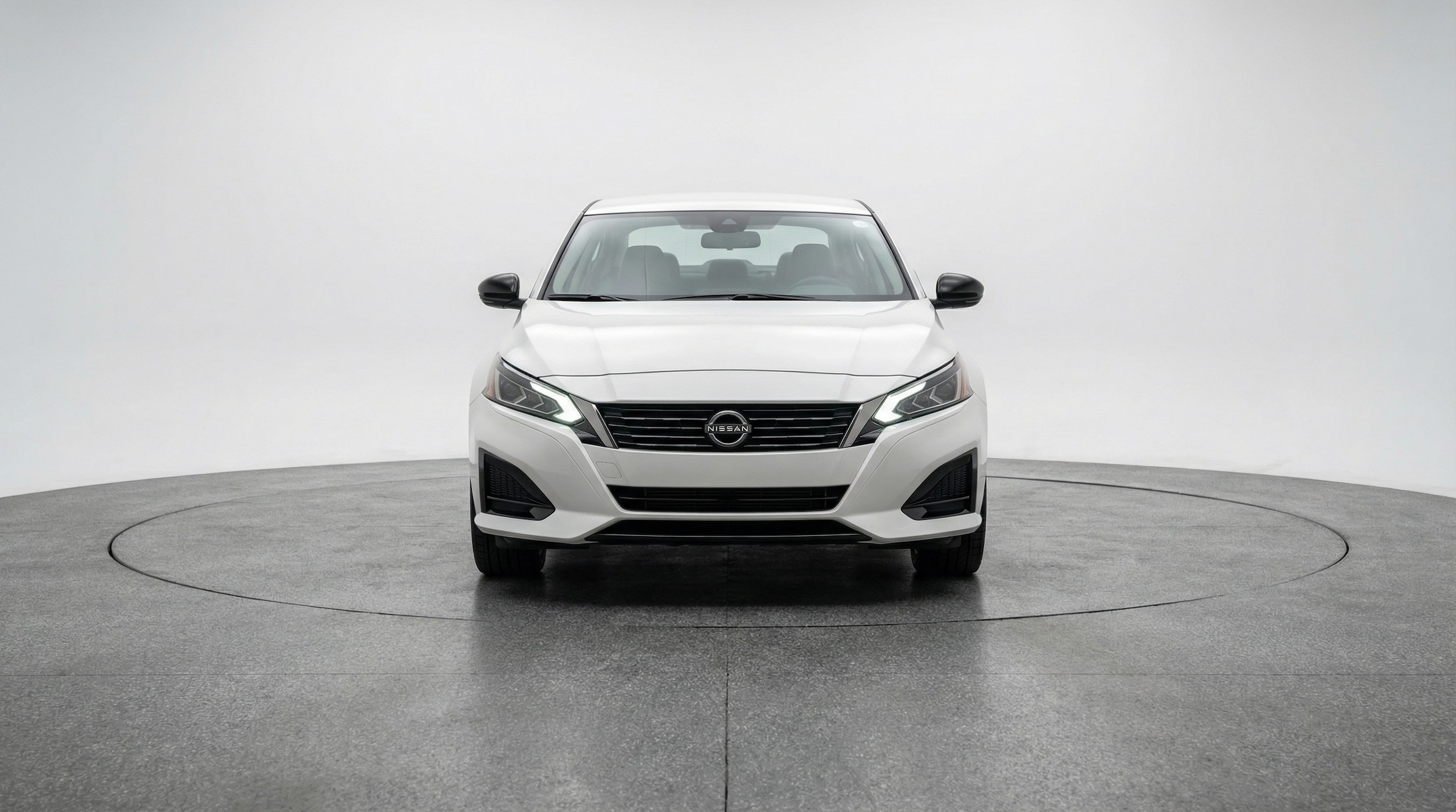 Thumbnail: 2025 Nissan Altima - 2