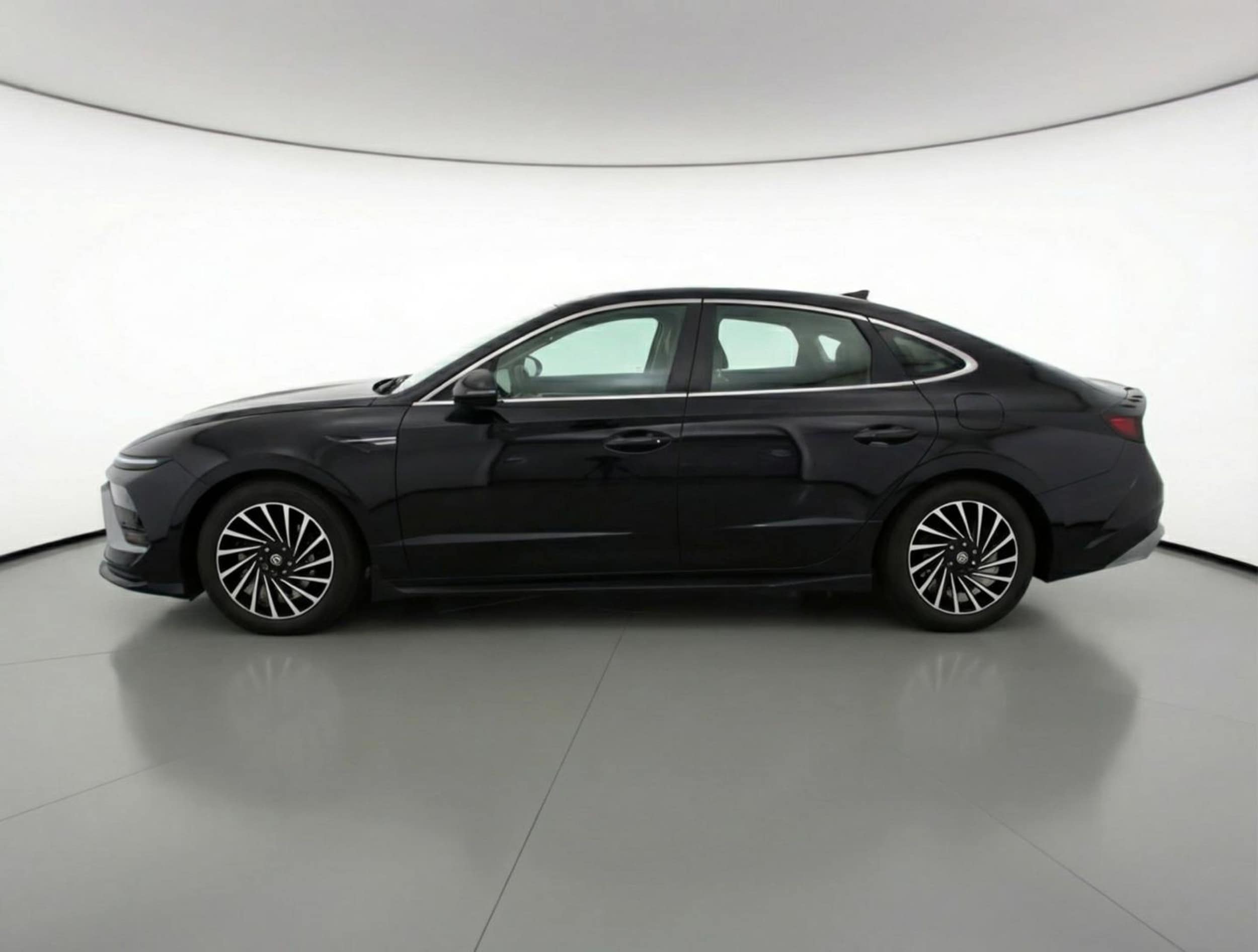 Thumbnail: 2025 Hyundai Sonata - 4