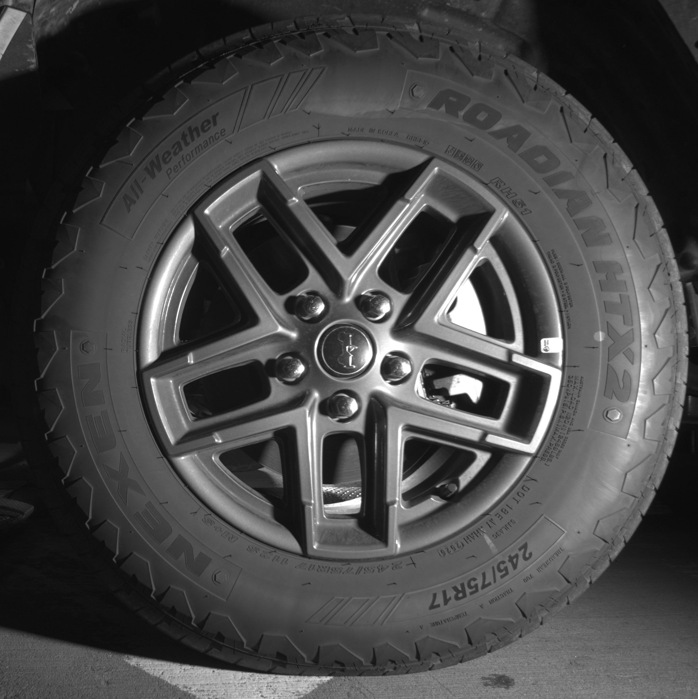 Thumbnail: 2025 Jeep Wrangler - 12