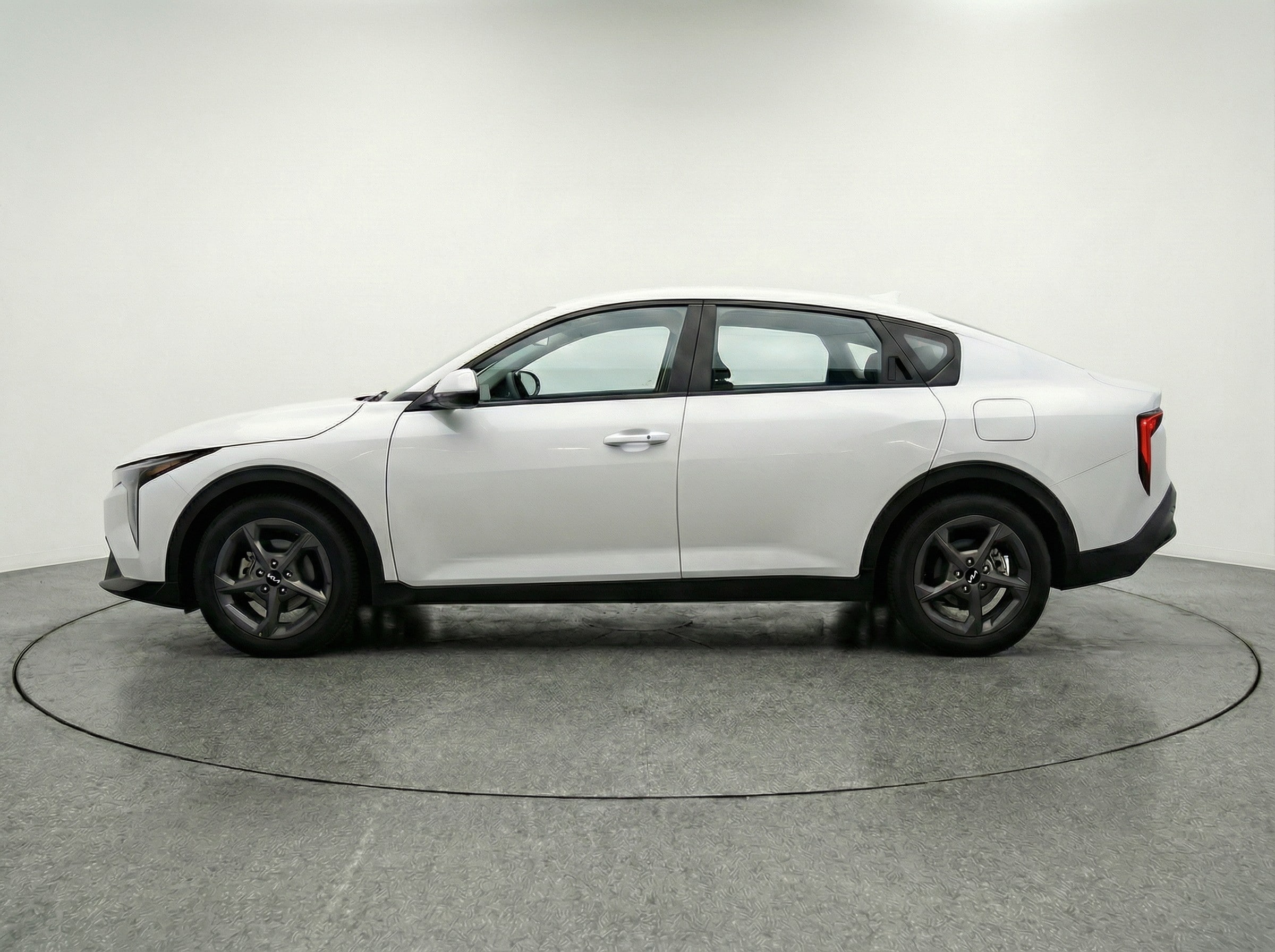 Thumbnail: 2025 Kia K4 - 4