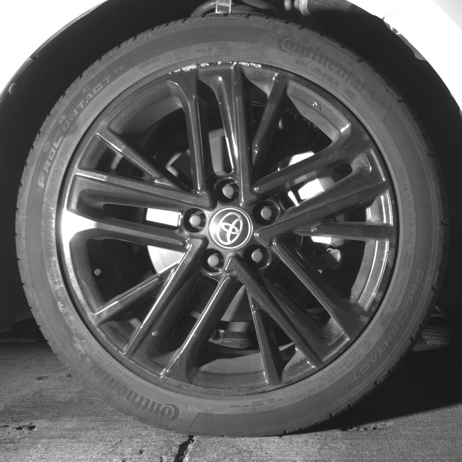 Thumbnail: 2025 Toyota Camry - 10