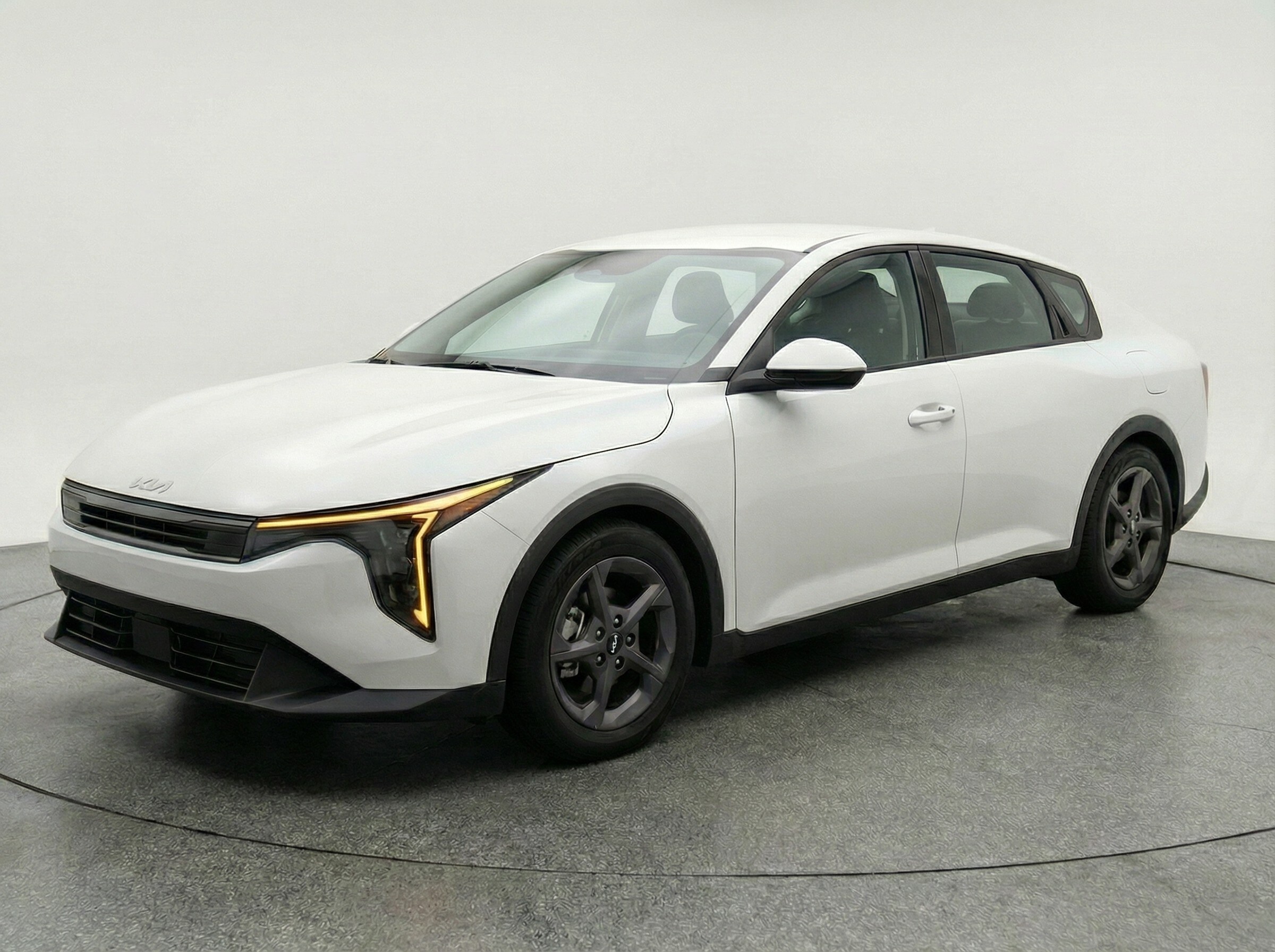 Thumbnail: 2025 Kia K4 - 3
