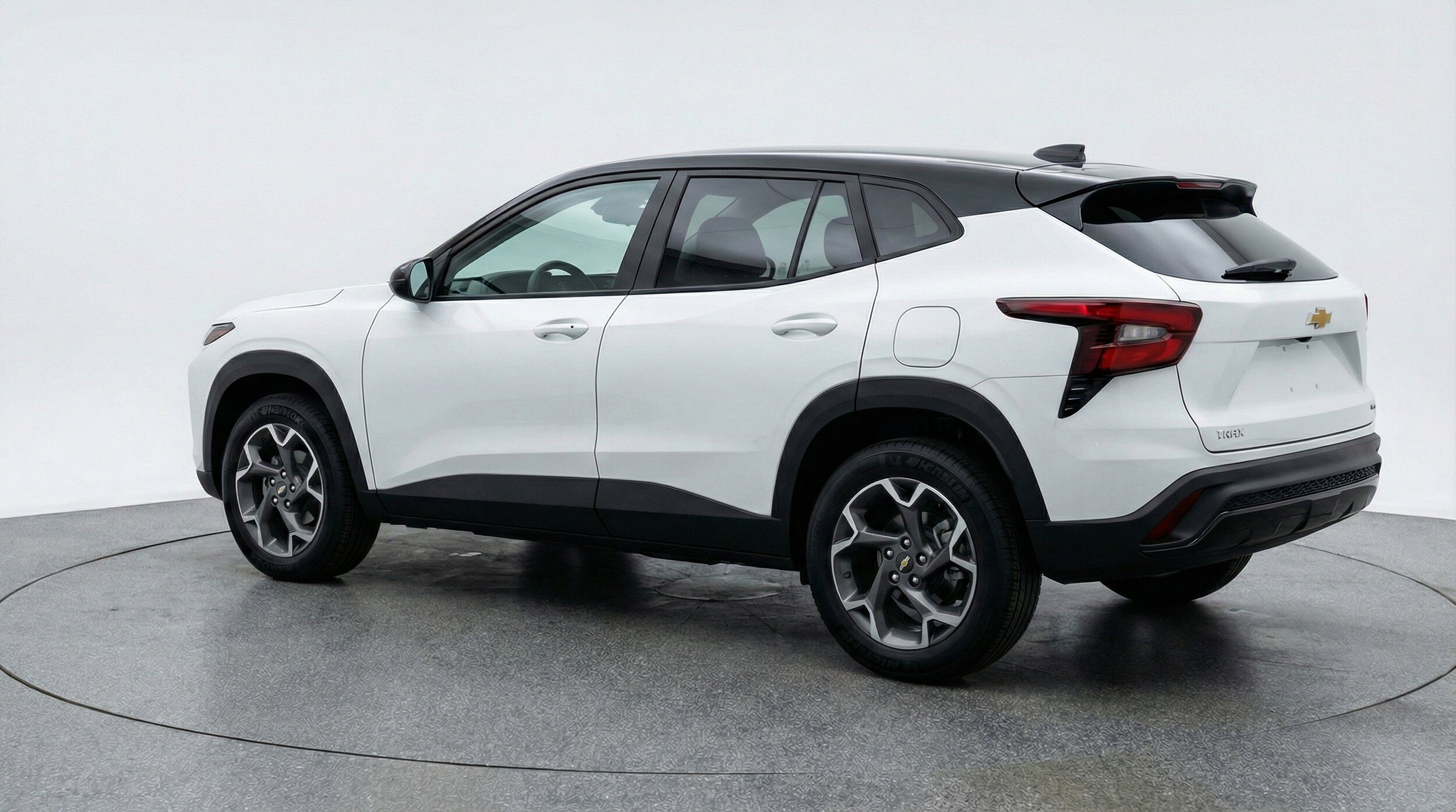 Thumbnail: 2025 Chevrolet Trax - 6