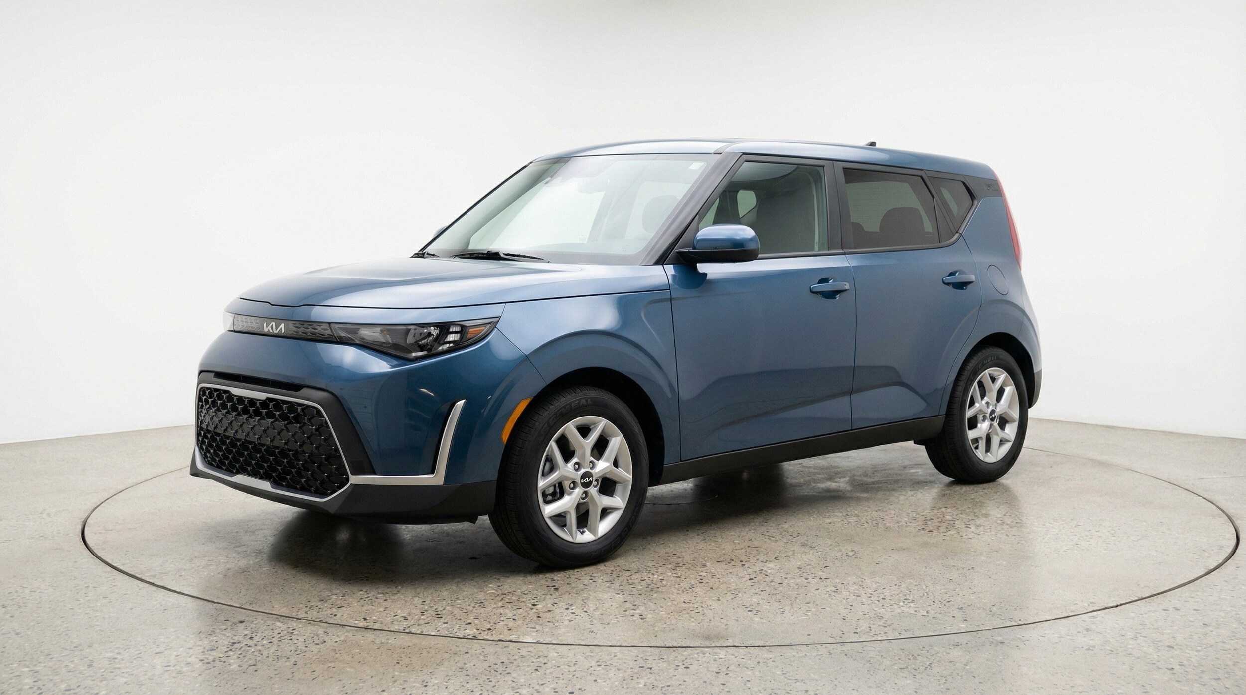 Thumbnail: 2025 Kia Soul - 3