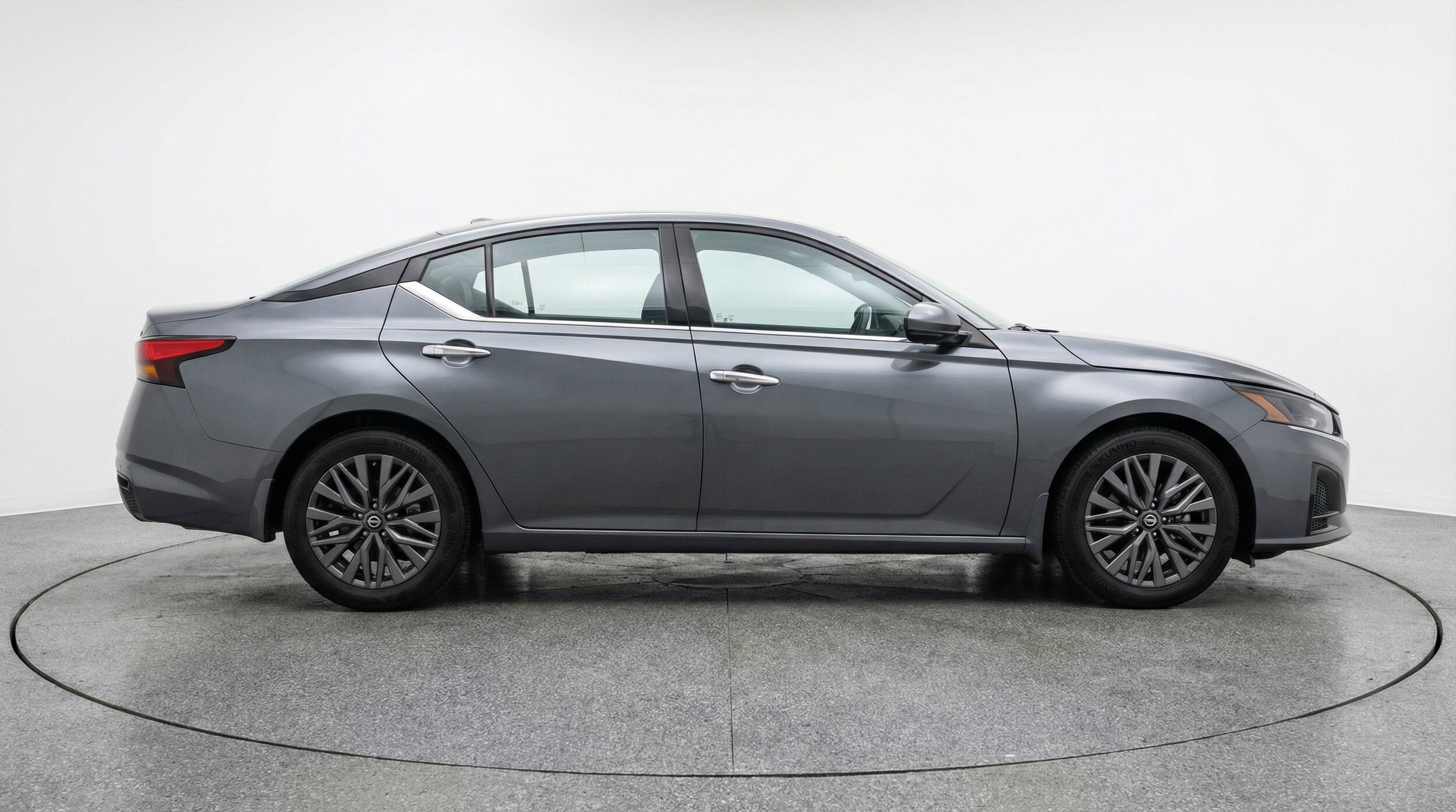 Thumbnail: 2025 Nissan Altima - 11