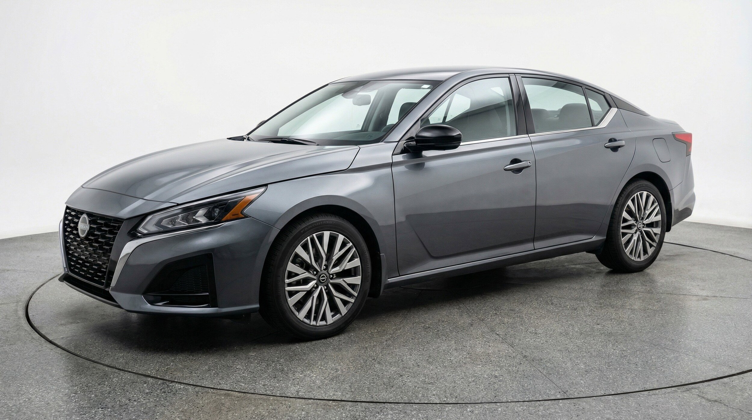 Thumbnail: 2025 Nissan Altima - 3