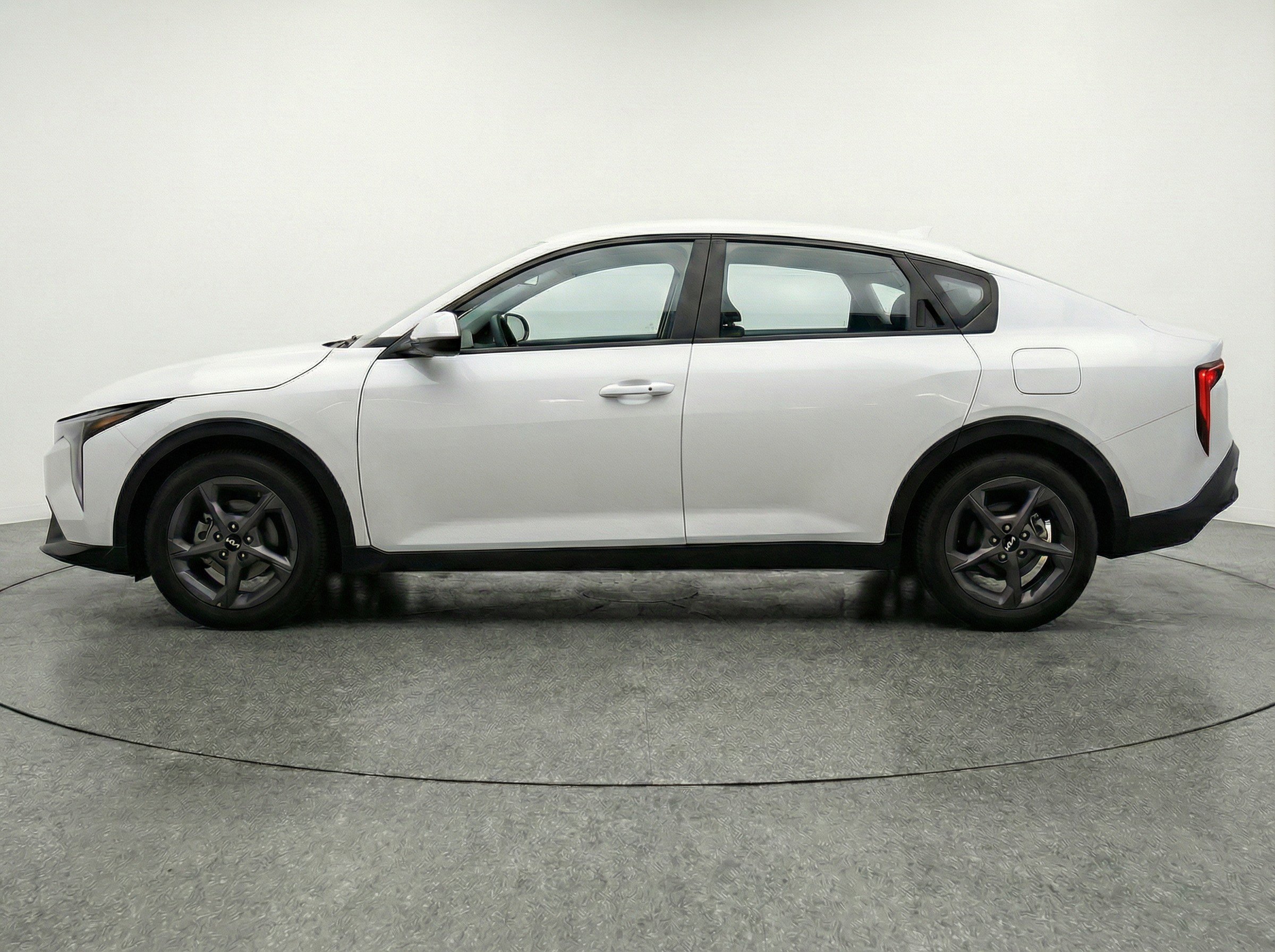 Thumbnail: 2025 Kia K4 - 5