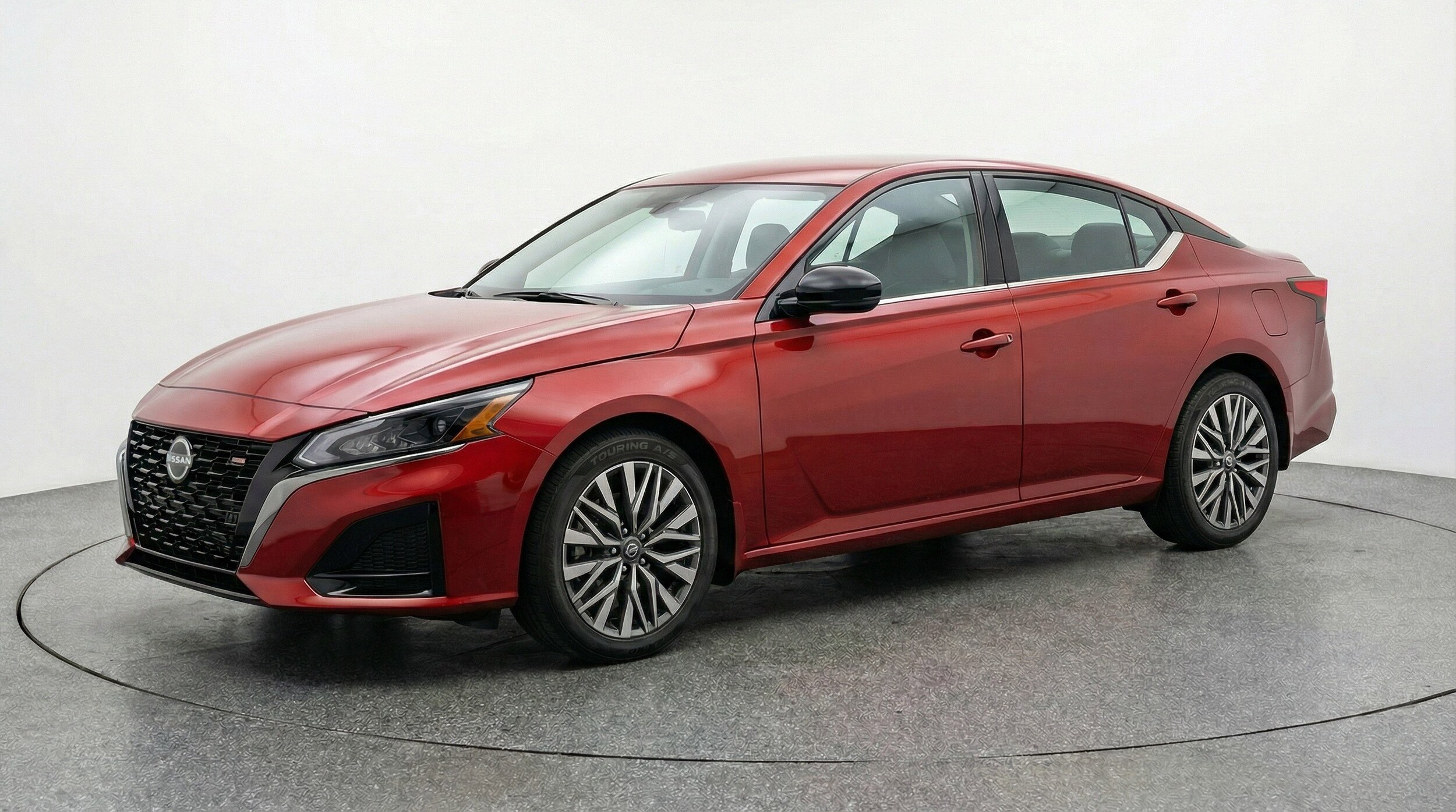 Thumbnail: 2025 Nissan Altima - 3