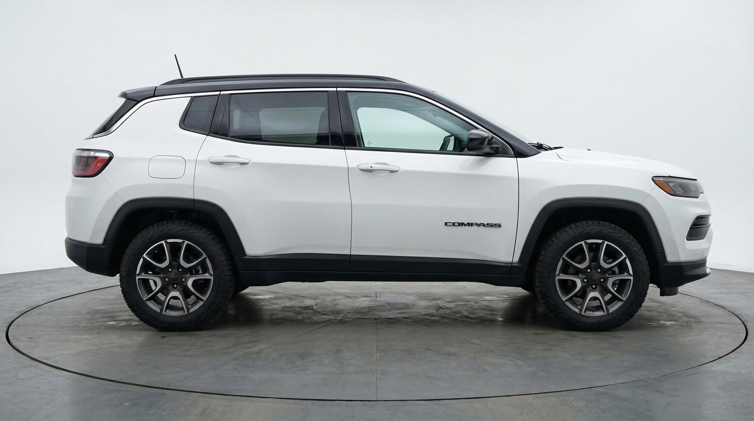 Thumbnail: 2025 Jeep Compass - 11