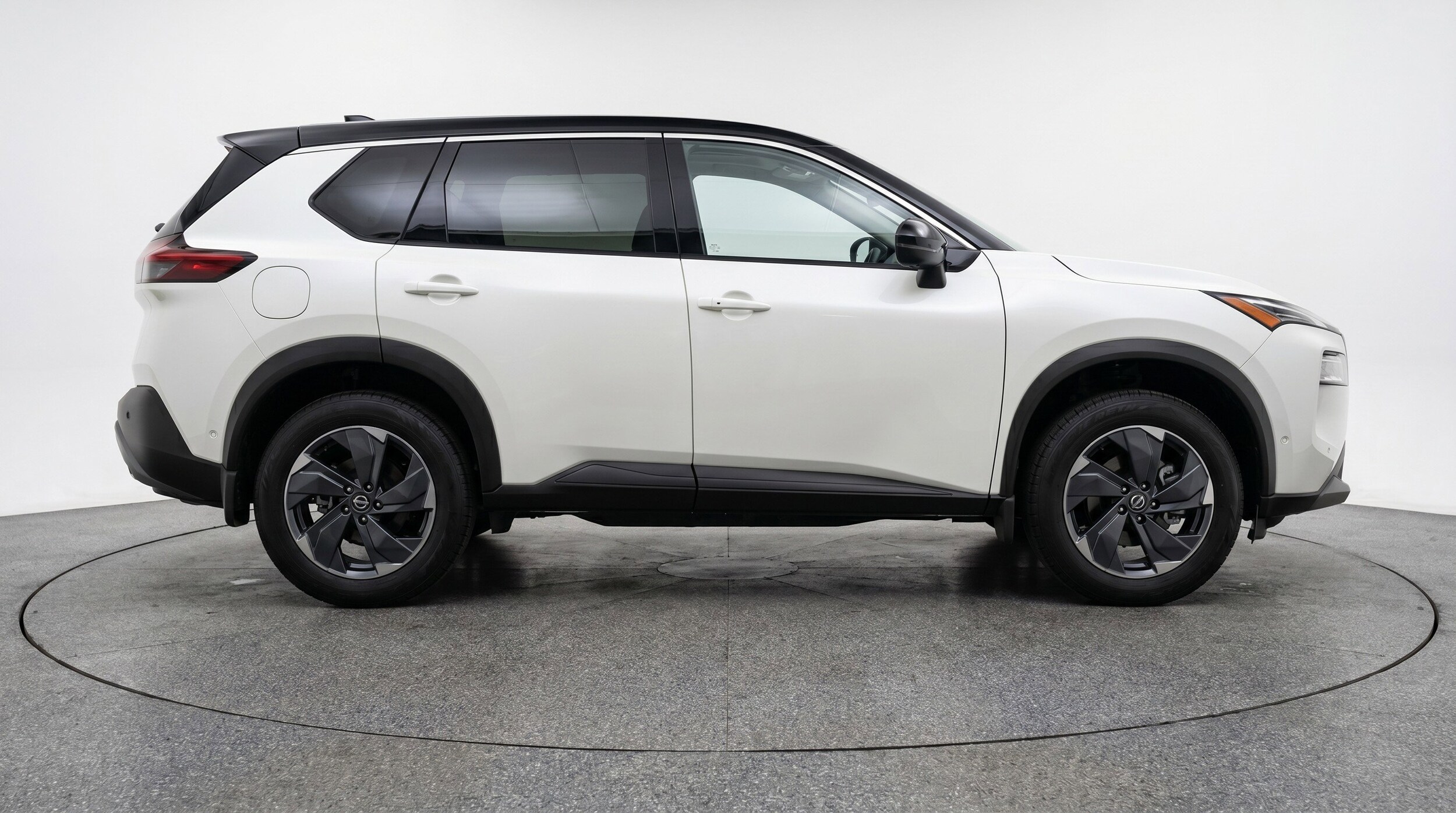 Thumbnail: 2025 Nissan Rogue - 11