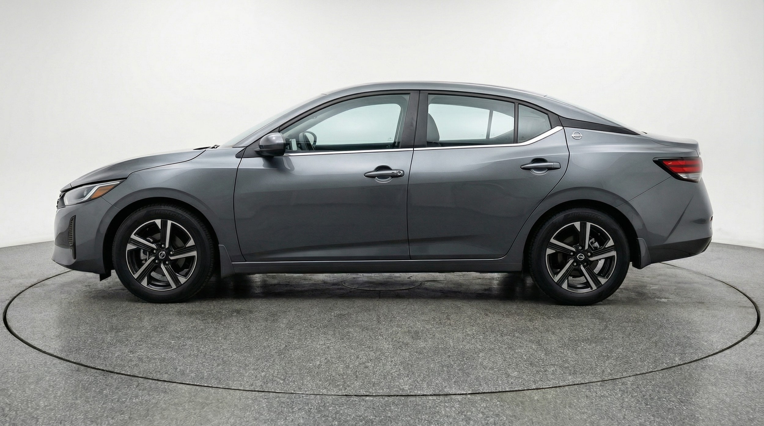 Thumbnail: 2025 Nissan Sentra - 4