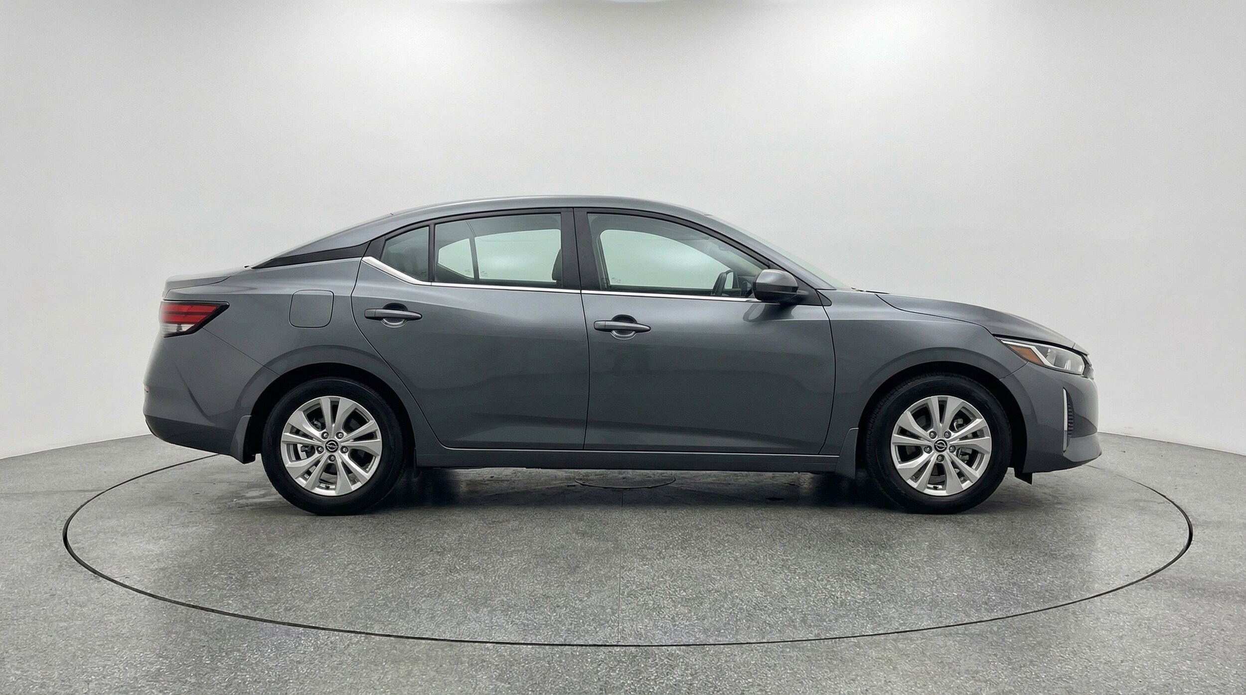 Thumbnail: 2025 Nissan Sentra - 11