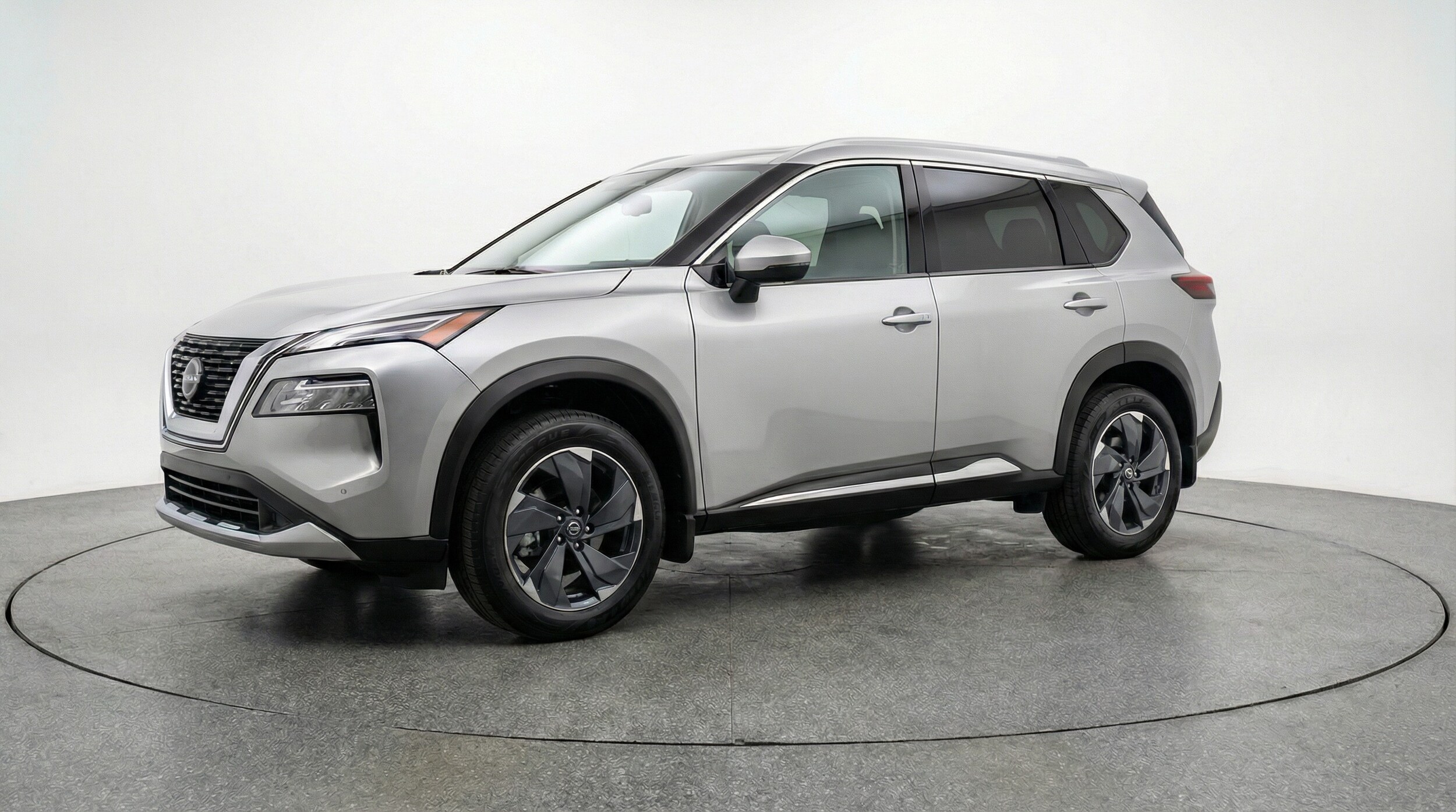 Thumbnail: 2025 Nissan Rogue - 3