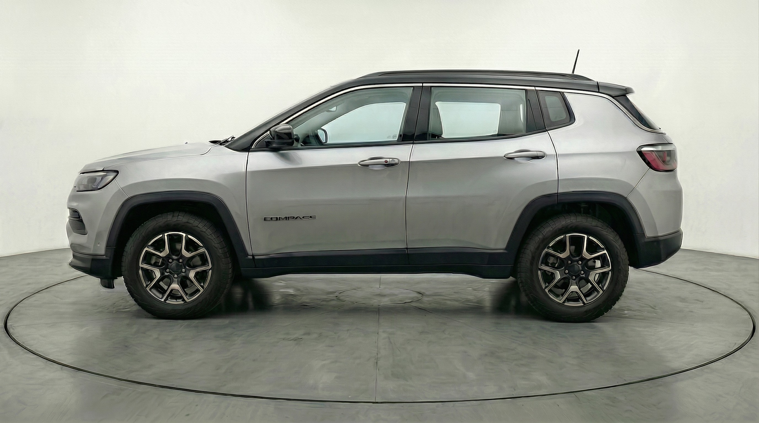 Thumbnail: 2025 Jeep Compass - 4