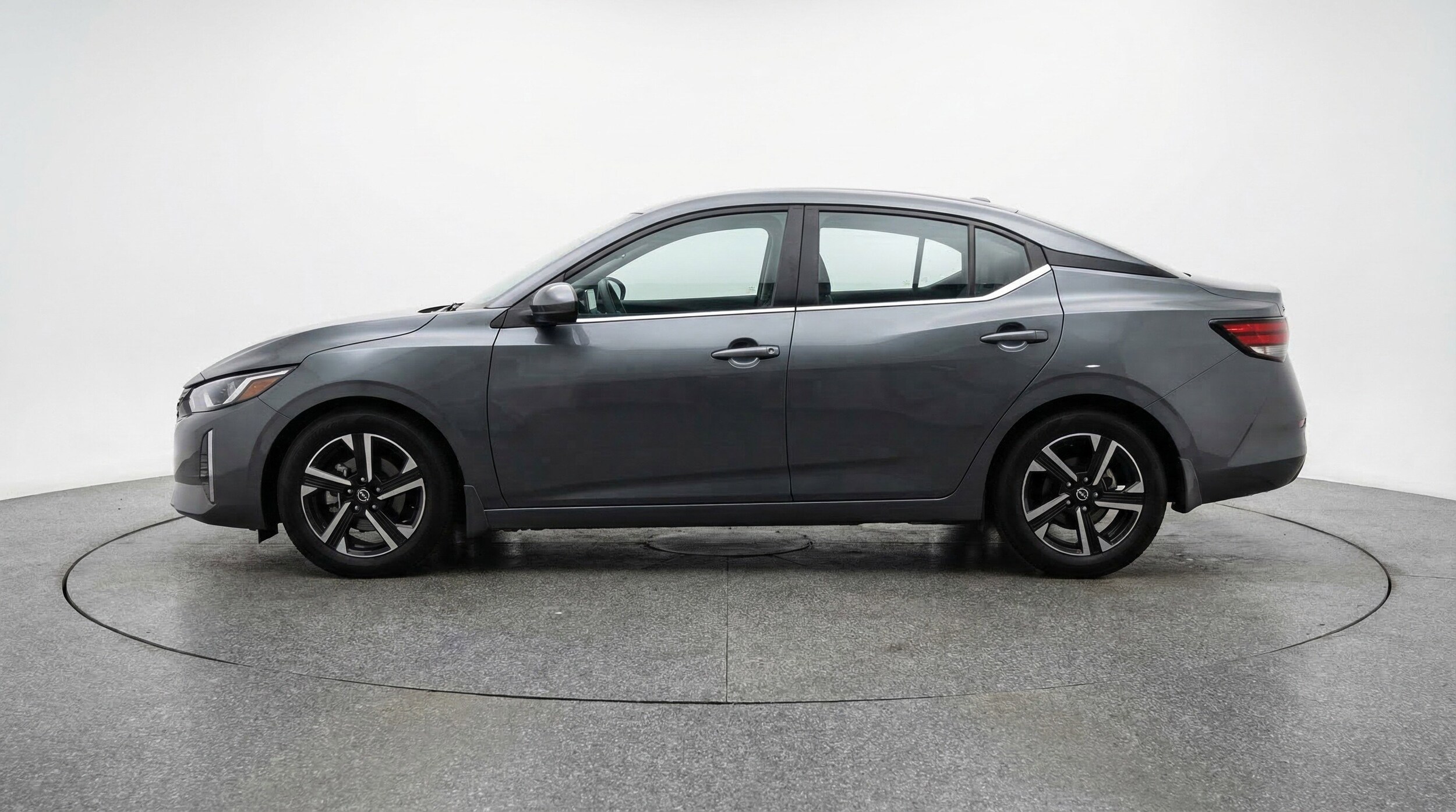 Thumbnail: 2025 Nissan Sentra - 5