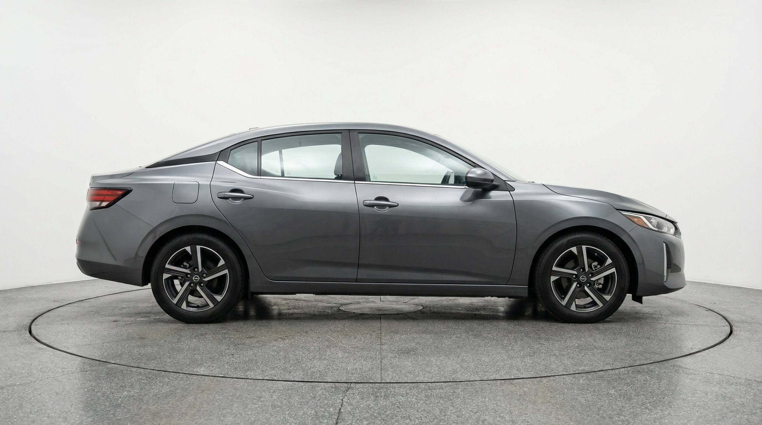 Thumbnail: 2025 Nissan Sentra - 8