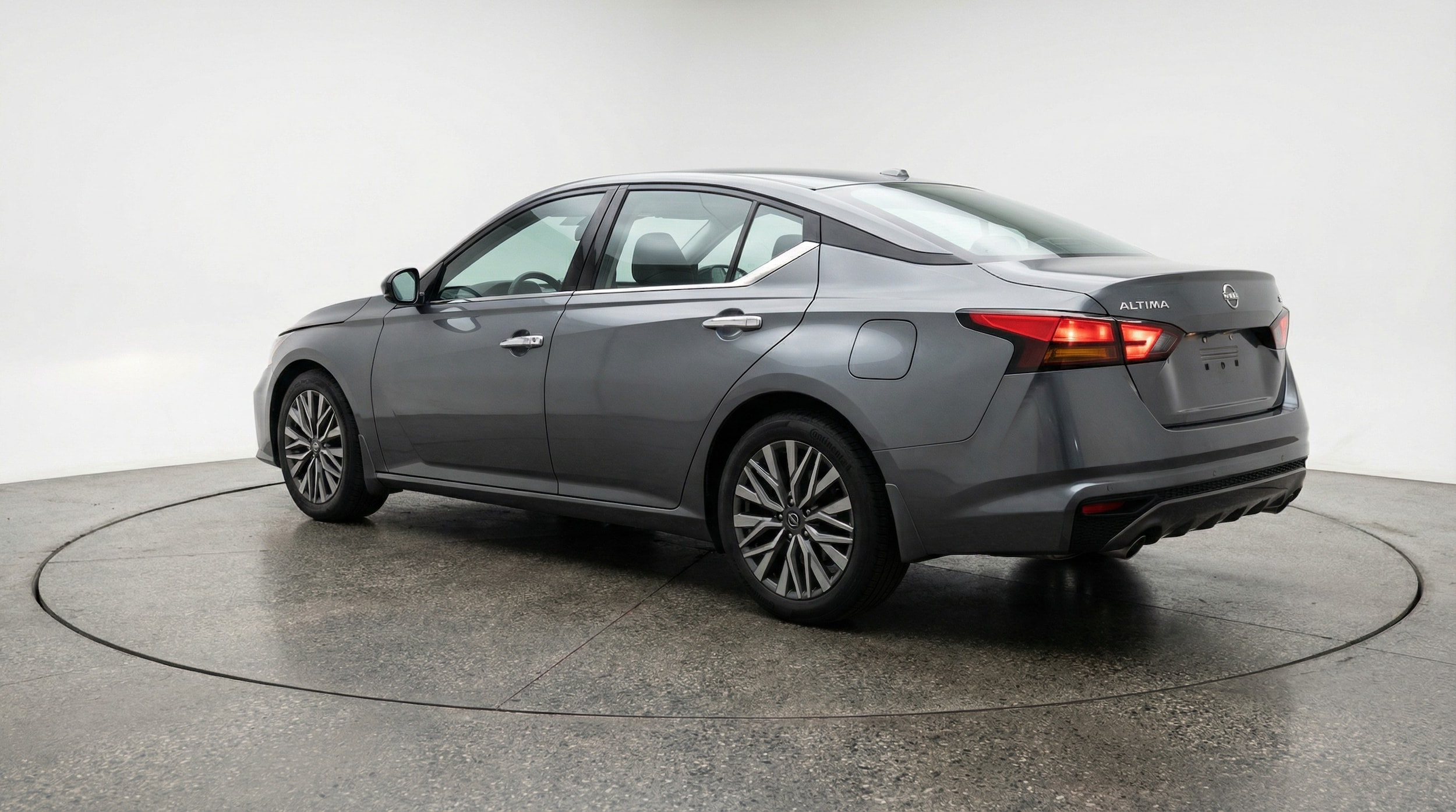 Thumbnail: 2025 Nissan Altima - 5