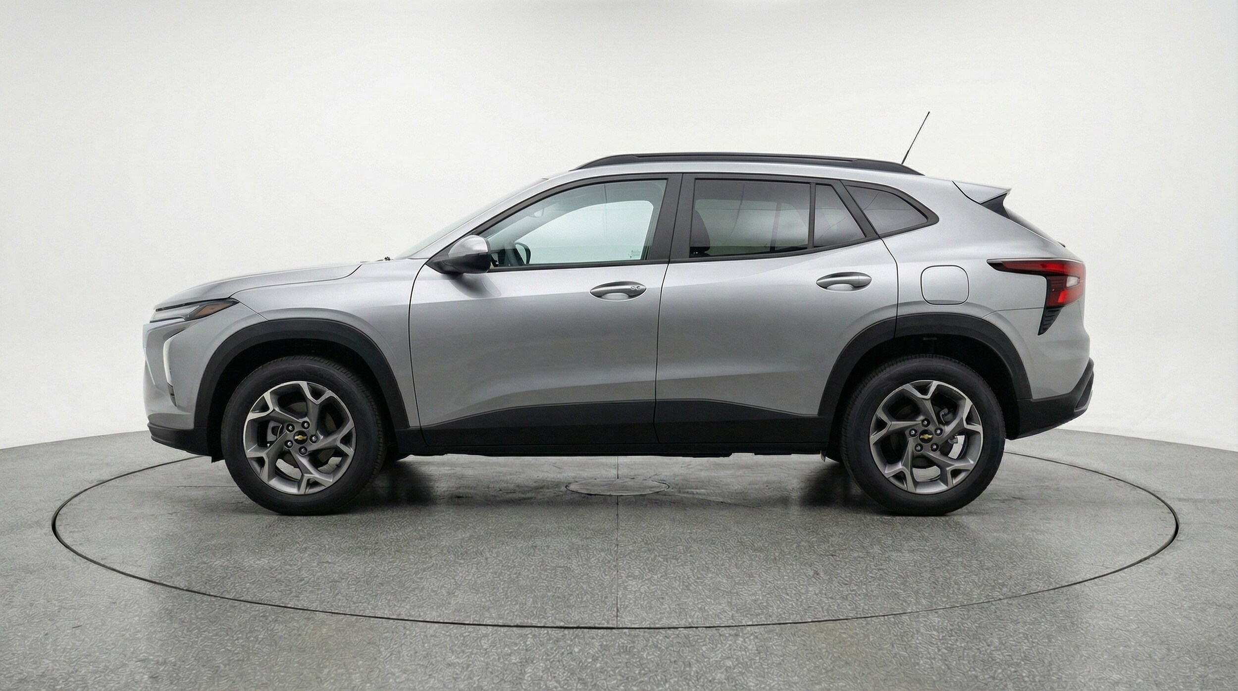 Thumbnail: 2025 Chevrolet Trax - 5