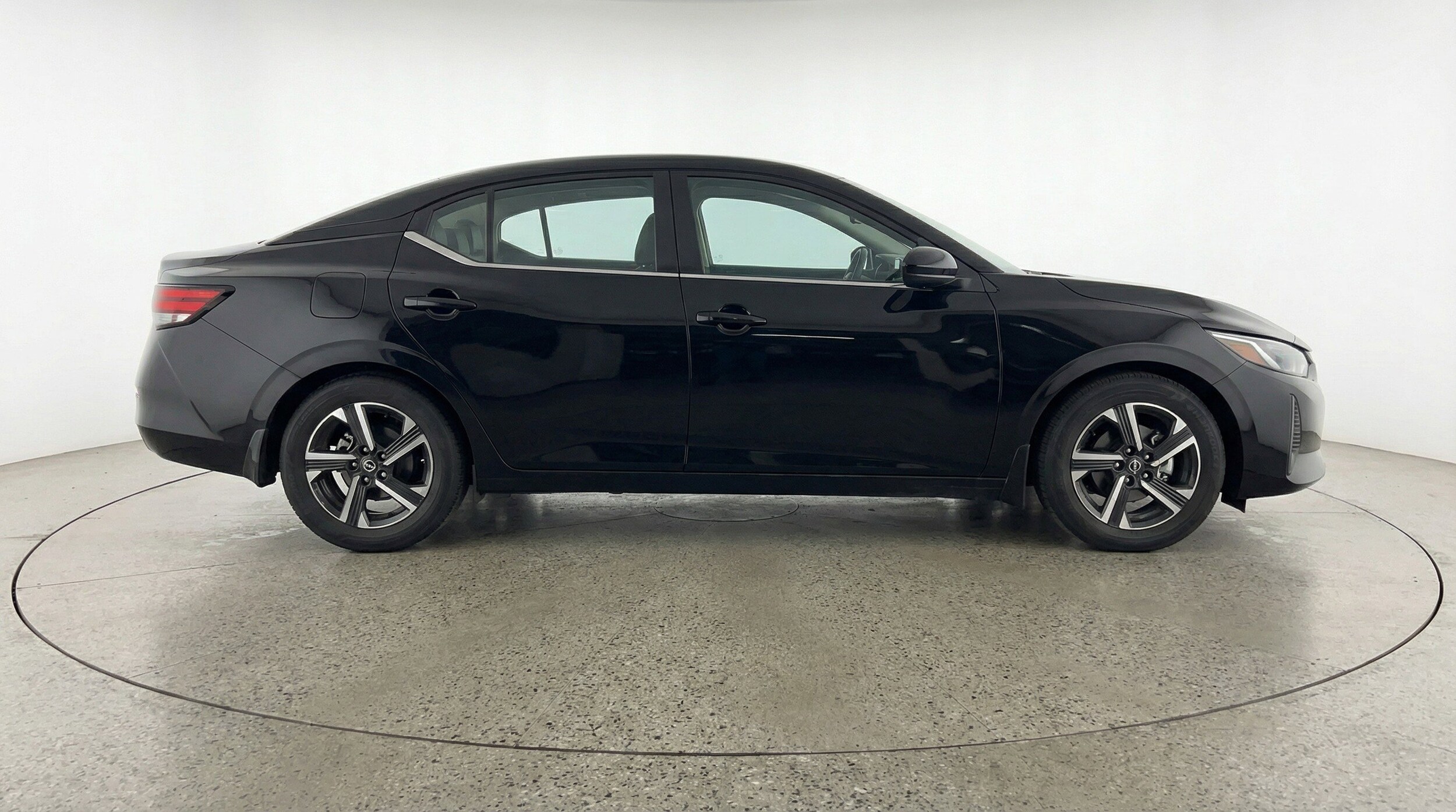 Thumbnail: 2025 Nissan Sentra - 11