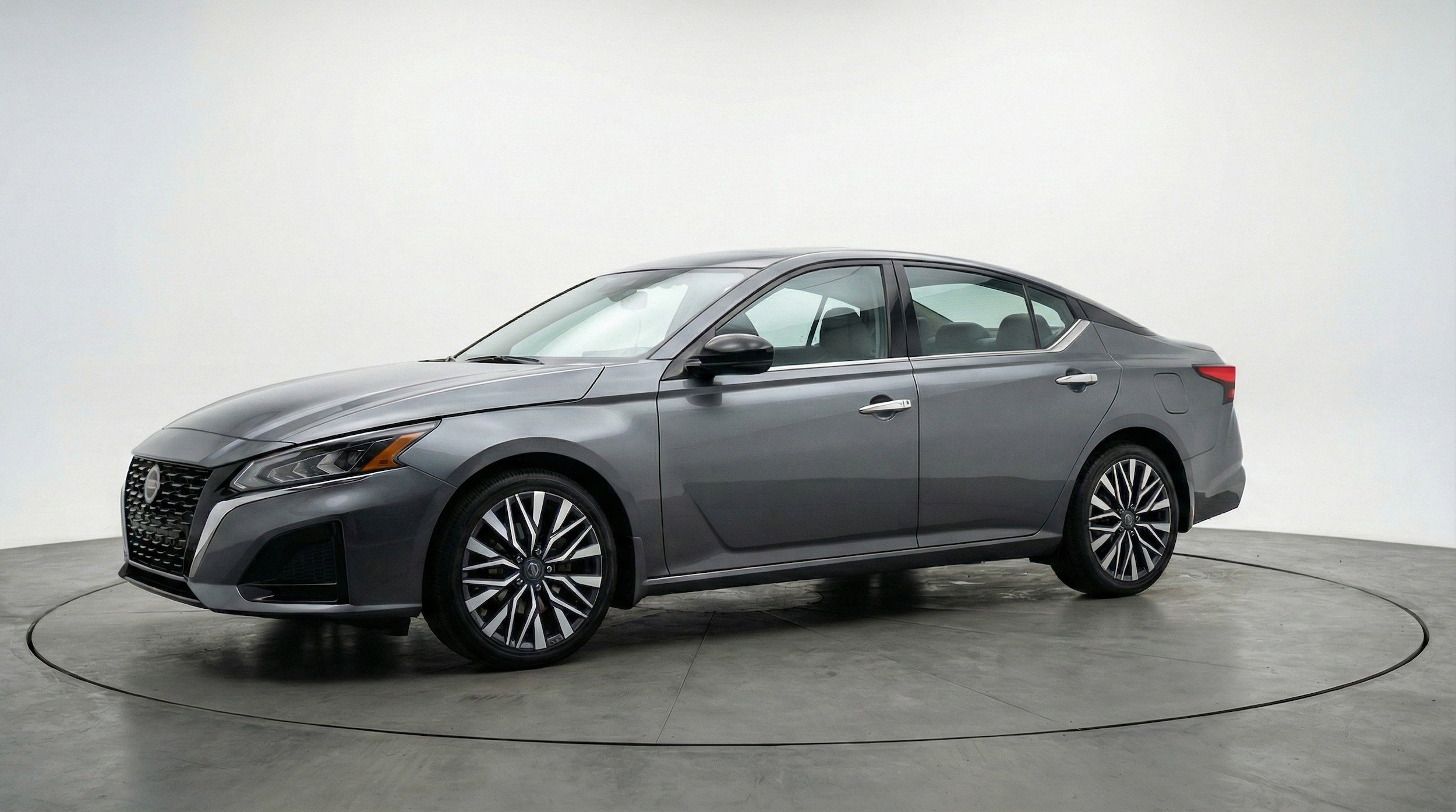 Thumbnail: 2025 Nissan Altima - 3