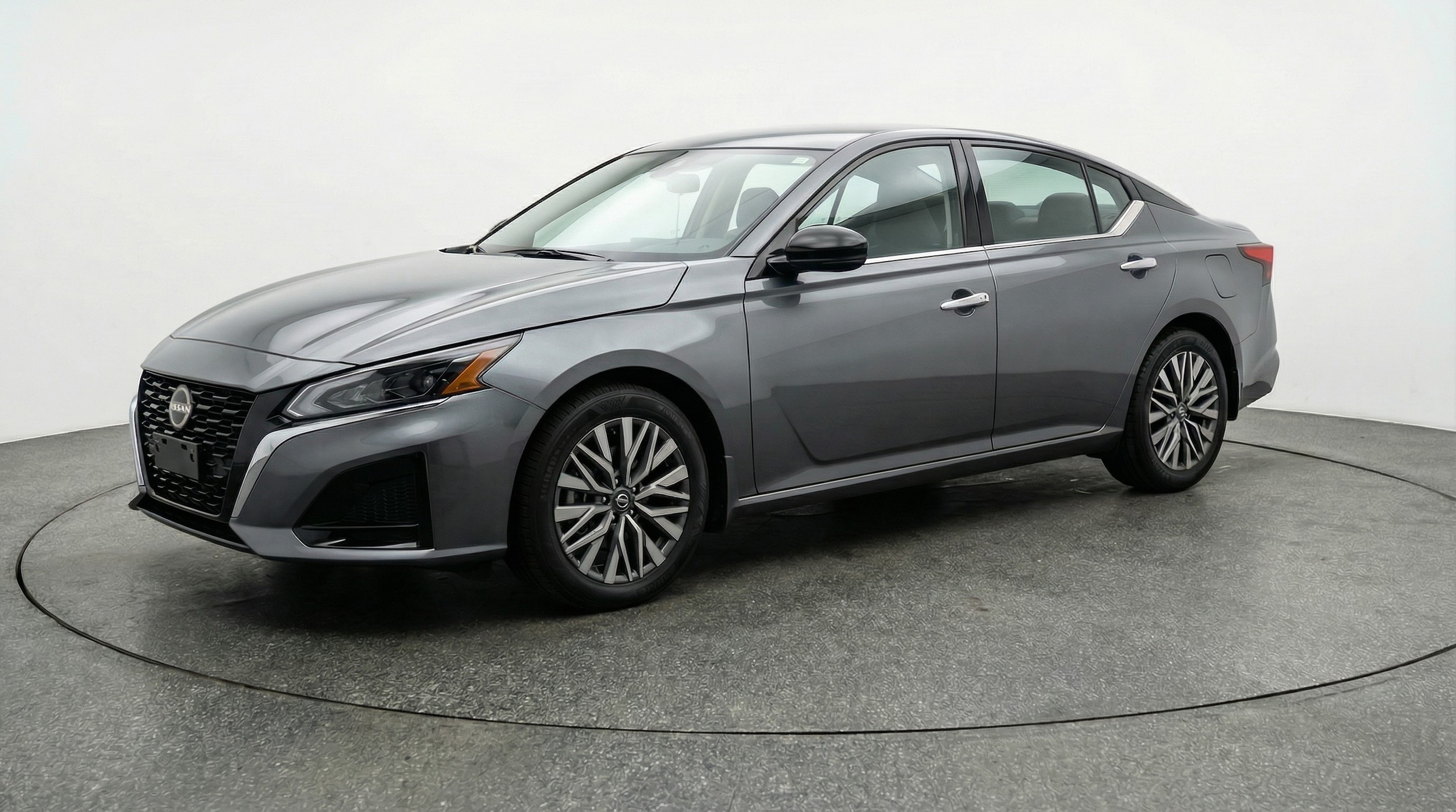 Thumbnail: 2025 Nissan Altima - 3