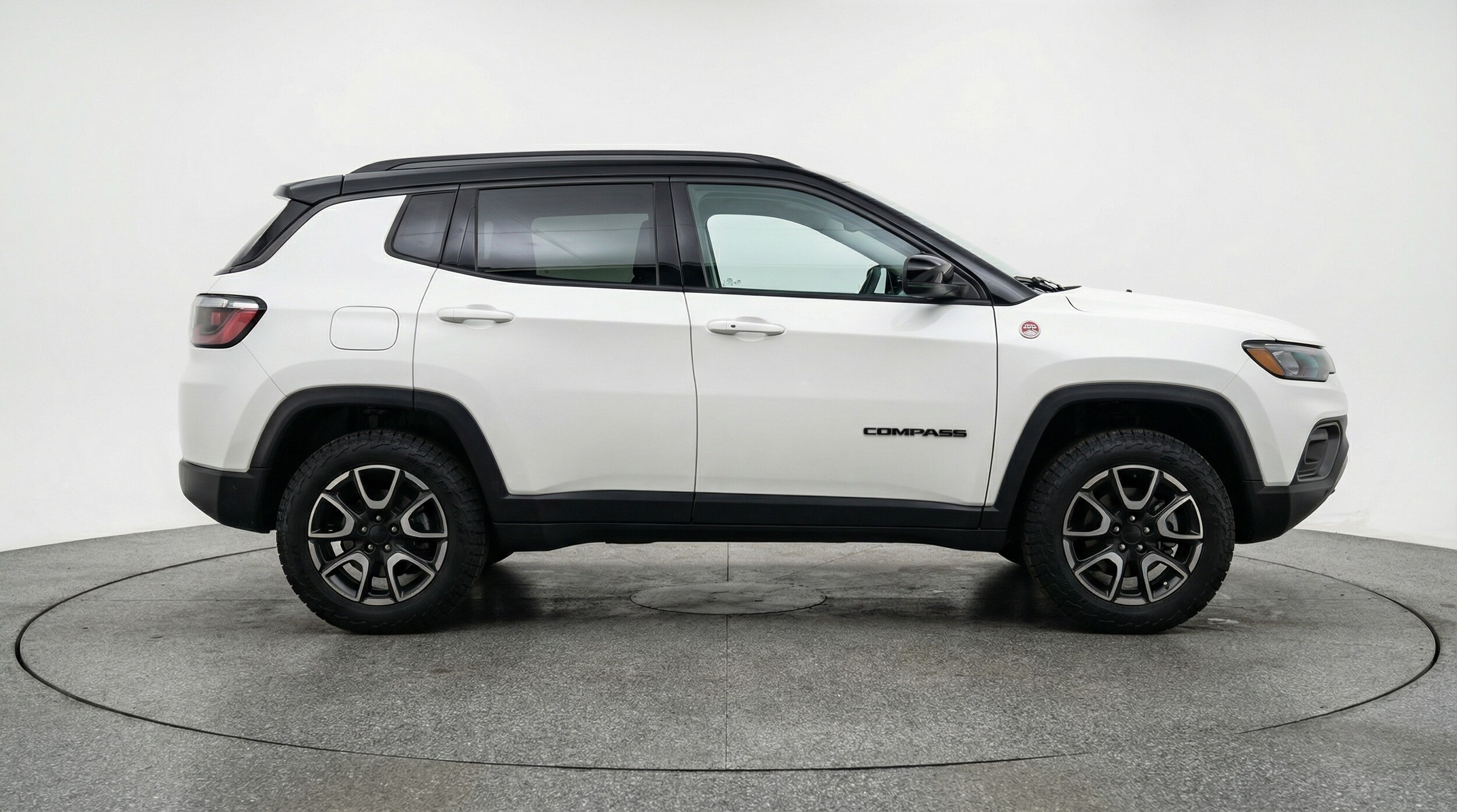 Thumbnail: 2025 Jeep Compass - 8